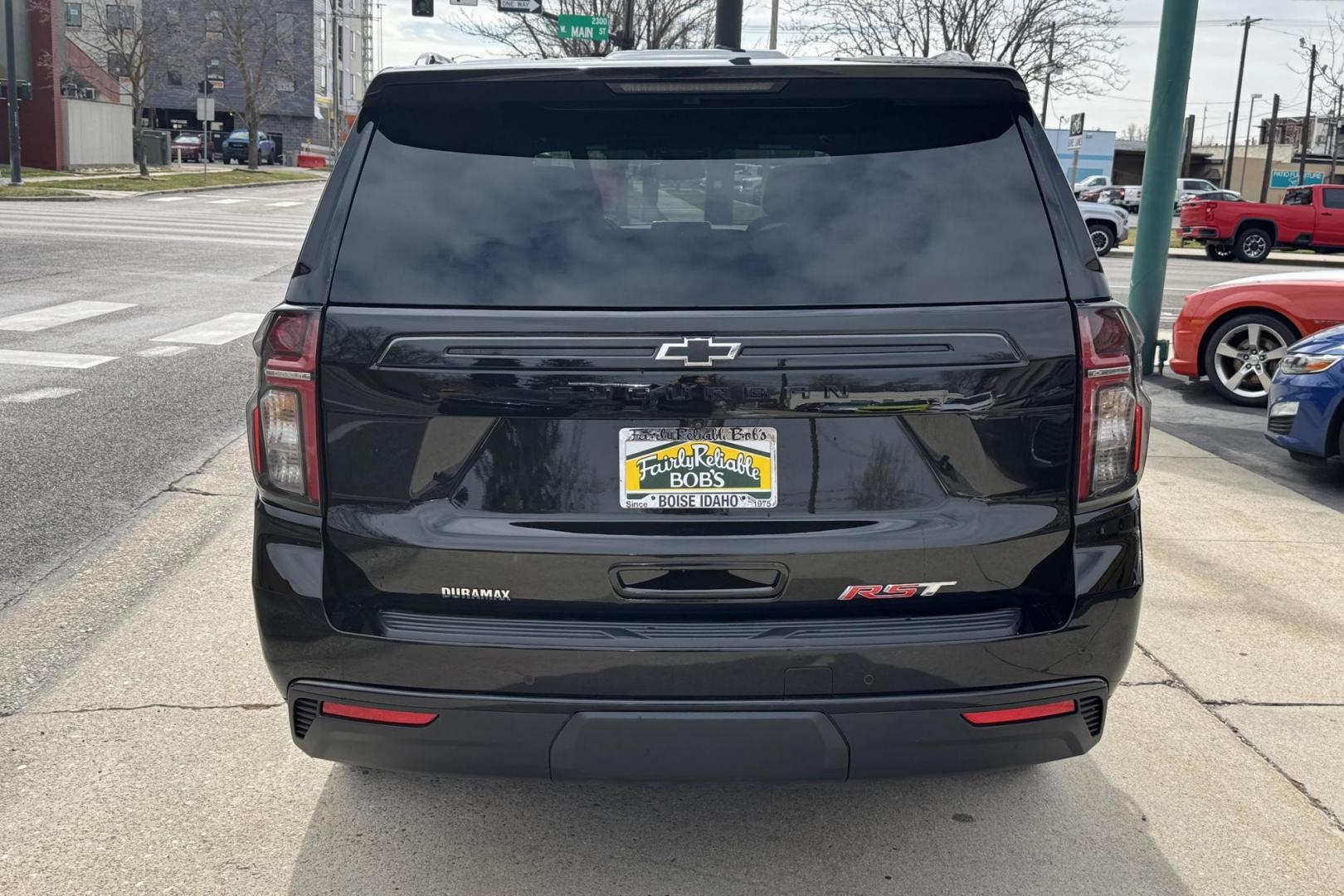 2024 Black /Black Chevrolet Suburban RST (1GNSKEKT8RR) with an 6 Cyl 3.0 Liter Turbo Diesel engine, Automatic 10 Speed transmission, located at 2304 W. Main St., Boise, ID, 83702, (208) 342-7777, 43.622105, -116.218658 - Photo#1