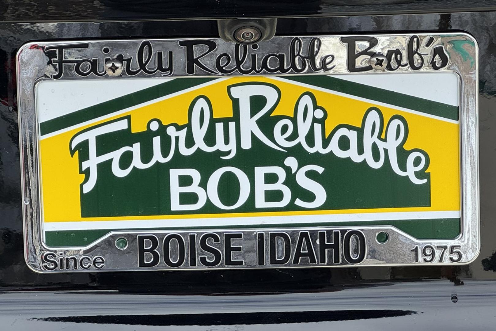 2024 Black /Black Chevrolet Suburban RST (1GNSKEKT8RR) with an 6 Cyl 3.0 Liter Turbo Diesel engine, Automatic 10 Speed transmission, located at 2304 W. Main St., Boise, ID, 83702, (208) 342-7777, 43.622105, -116.218658 - Photo#26