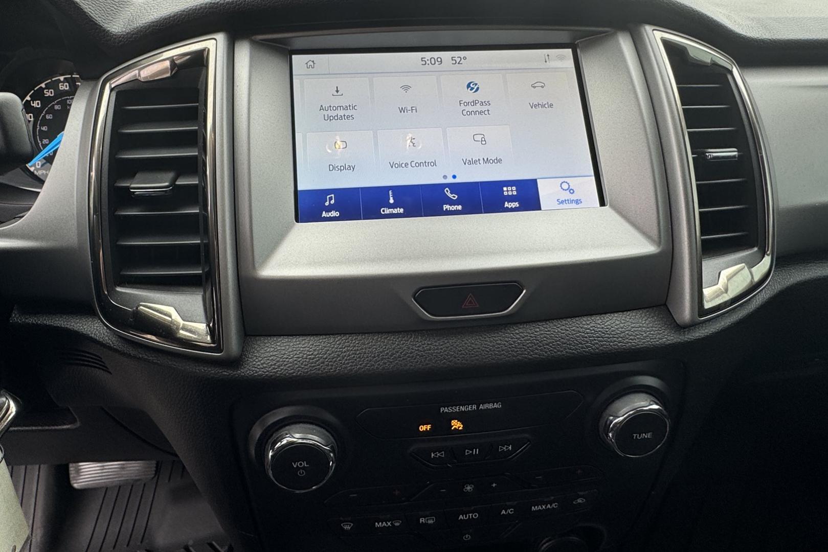 2023 Oxford White /Black Ford Ranger XLT (1FTER4FH0PL) with an 4 Cyl 2.3 Liter Turbo engine, Automatic 10 Speed transmission, located at 2304 W. Main St., Boise, ID, 83702, (208) 342-7777, 43.622105, -116.218658 - Smooth Ride And Good Looks Too! - Photo#15