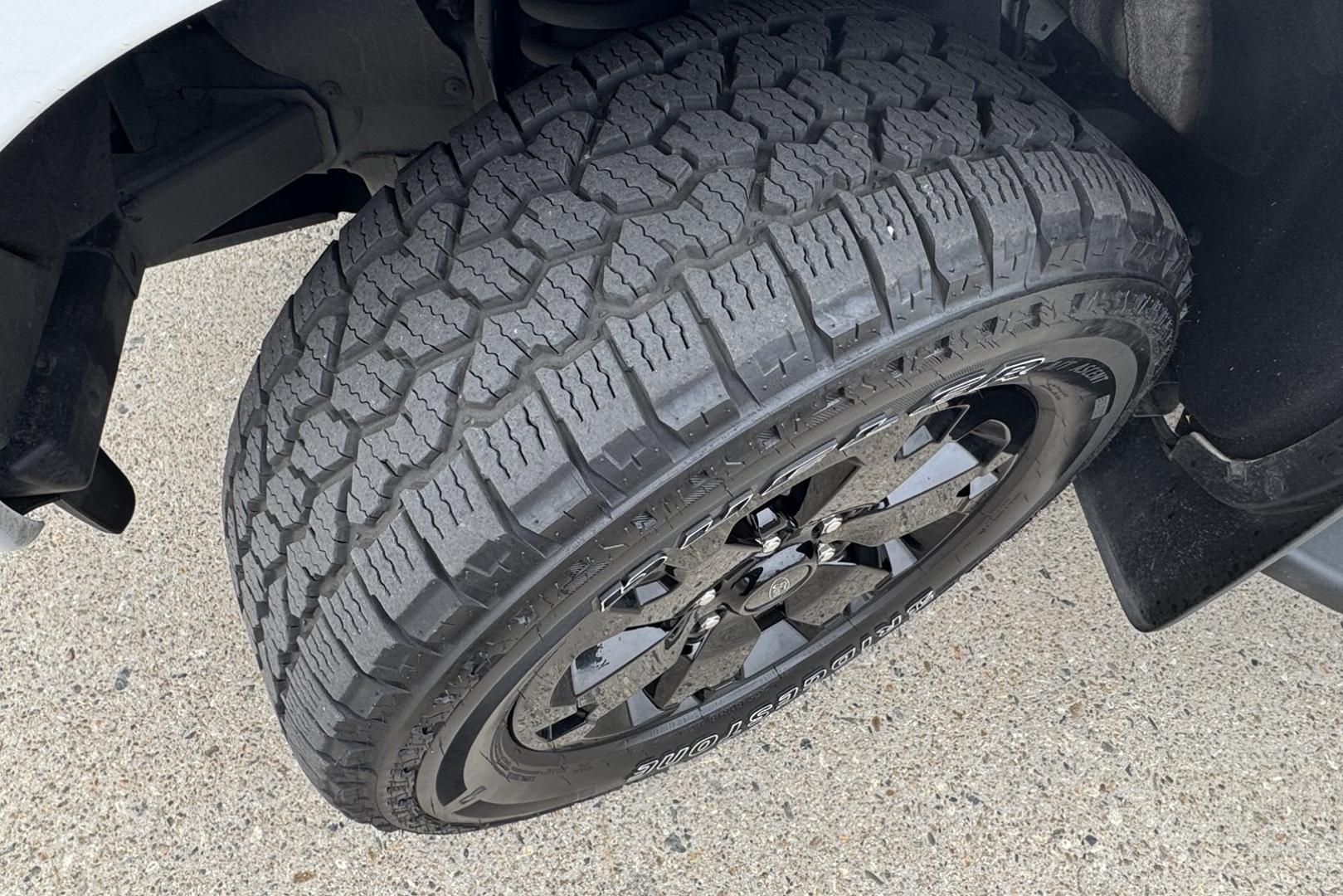 2023 Oxford White /Black Ford Ranger XLT (1FTER4FH0PL) with an 4 Cyl 2.3 Liter Turbo engine, Automatic 10 Speed transmission, located at 2304 W. Main St., Boise, ID, 83702, (208) 342-7777, 43.622105, -116.218658 - Smooth Ride And Good Looks Too! - Photo#17