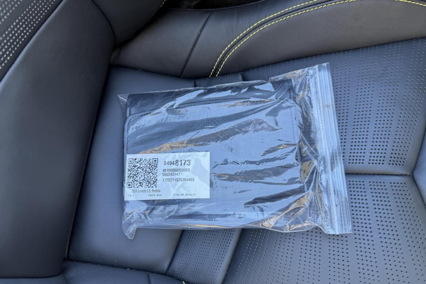 2024 Arctic White /Jet Black Chevrolet Corvette Stingray Convertible 3LZ (1G1YF3D34R5) with an V8 5.5 Liter engine, Automatic 8 Speed transmission, located at 2304 W. Main St., Boise, ID, 83702, (208) 342-7777, 43.622105, -116.218658 - Stunning Z/06 3LZ Corvette Stingray Convertible! - Photo#16