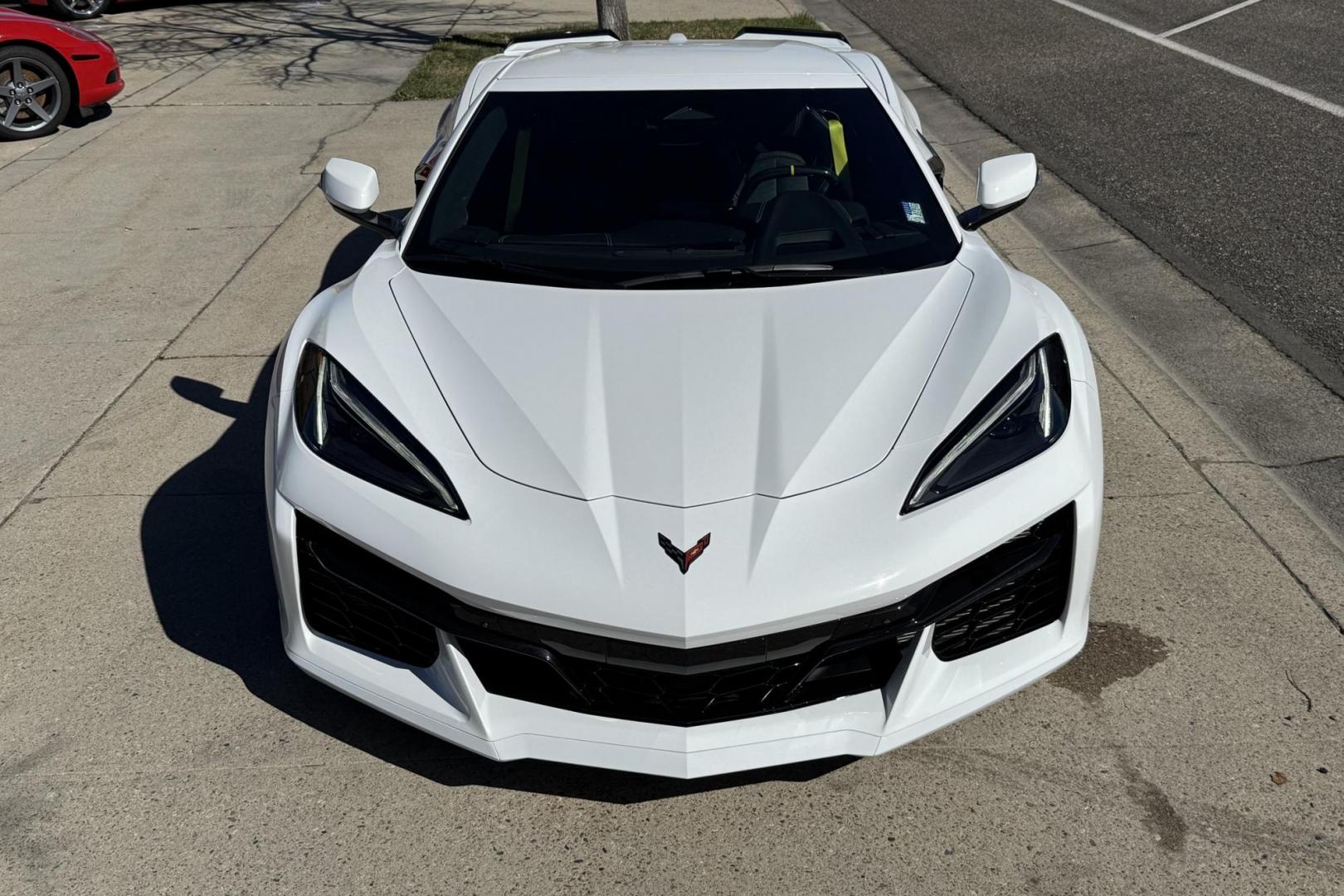 2024 Arctic White /Jet Black Chevrolet Corvette Stingray Convertible 3LZ (1G1YF3D34R5) with an V8 5.5 Liter engine, Automatic 8 Speed transmission, located at 2304 W. Main St., Boise, ID, 83702, (208) 342-7777, 43.622105, -116.218658 - Stunning Z/06 3LZ Corvette Stingray Convertible! - Photo#24