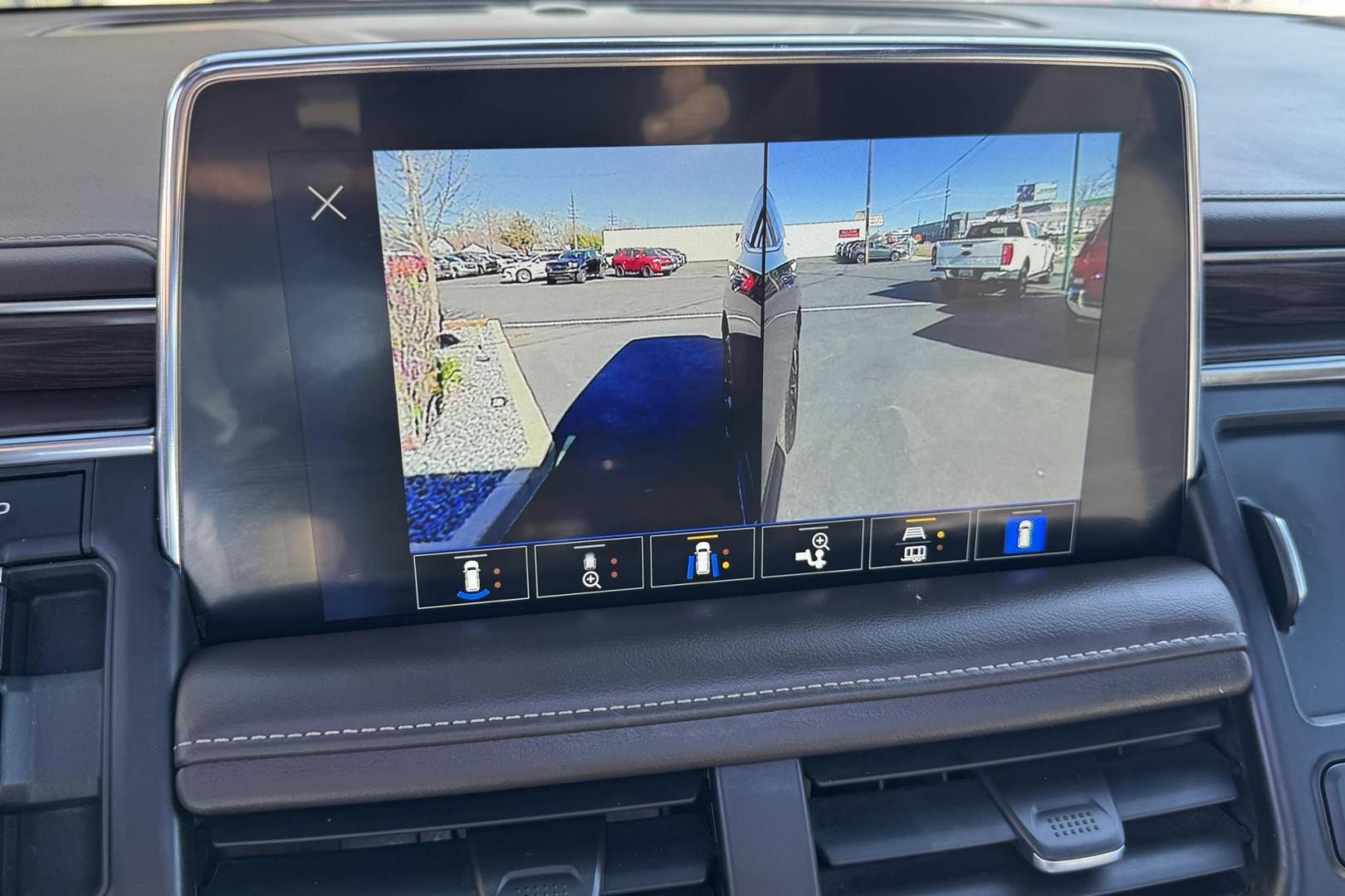 2022 Black /Jet Black Chevrolet Tahoe LT (1GNSKNKT6NR) with an 6 Cyl 3.0 Liter Turbo Diesel engine, Automatic 10 Speed transmission, located at 2304 W. Main St., Boise, ID, 83702, (208) 342-7777, 43.622105, -116.218658 - One Owner Idaho Tahoe! - Photo#29