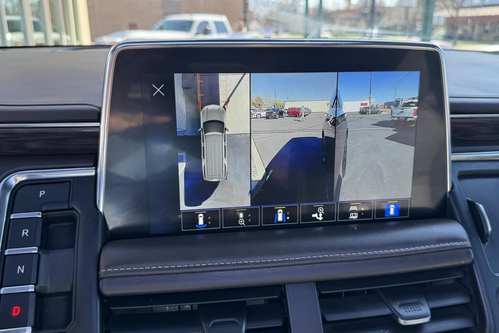 2022 Black /Jet Black Chevrolet Tahoe LT (1GNSKNKT6NR) with an 6 Cyl 3.0 Liter Turbo Diesel engine, Automatic 10 Speed transmission, located at 2304 W. Main St., Boise, ID, 83702, (208) 342-7777, 43.622105, -116.218658 - One Owner Idaho Tahoe! - Photo#28