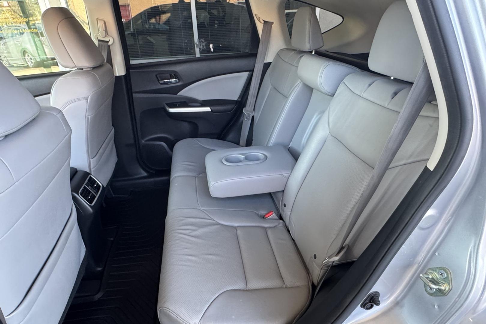 2016 Silver /Gray Honda CR-V EX-L (2HKRM4H76GH) with an 4 Cyl 2.4 Liter engine, Automatic transmission, located at 2304 W. Main St., Boise, ID, 83702, (208) 342-7777, 43.622105, -116.218658 - Extremely Clean CR-V EX-L With New Tires Too! - Photo#12