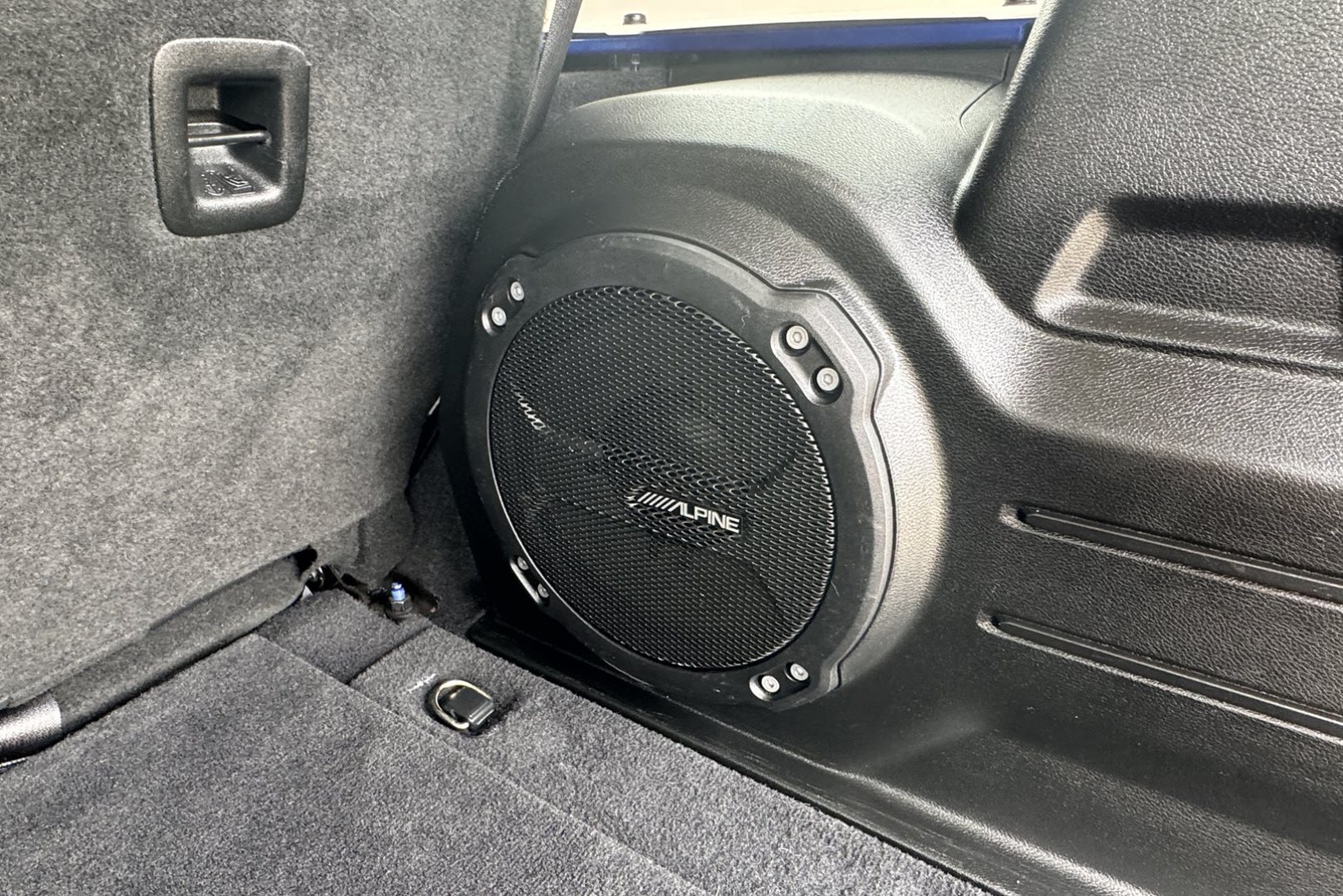 2018 Hydro Blue Pearl /Black Jeep Wrangler Unlimited Rubicon (1C4HJXFGXJW) with an V6 3.6 Liter engine, Automatic 8 Speed transmission, located at 2304 W. Main St., Boise, ID, 83702, (208) 342-7777, 43.622105, -116.218658 - Stunning And Capable Wrangler Rubicon! - Photo#22