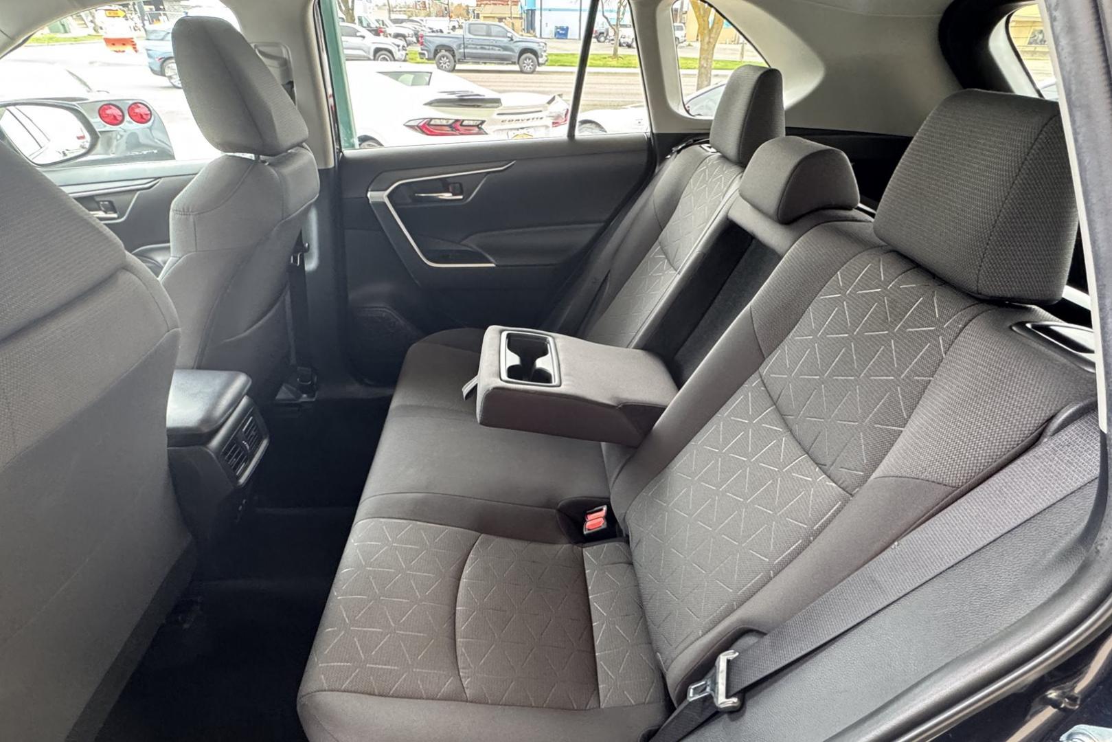 2022 Blue /Black Toyota RAV4 XLE (2T3P1RFV7NW) with an 4 Cyl 2.5 Liter engine, Automatic 8 Speed transmission, located at 2304 W. Main St., Boise, ID, 83702, (208) 342-7777, 43.622105, -116.218658 - All Wheel Drive RAV4! New Tires! Ready To Go! - Photo#13