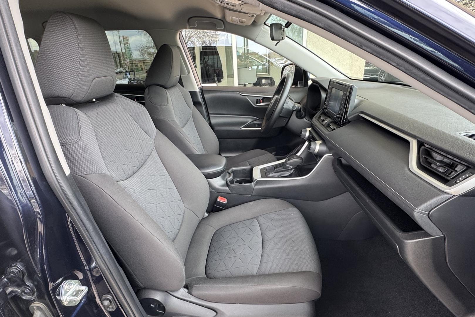 2022 Blue /Black Toyota RAV4 XLE (2T3P1RFV7NW) with an 4 Cyl 2.5 Liter engine, Automatic 8 Speed transmission, located at 2304 W. Main St., Boise, ID, 83702, (208) 342-7777, 43.622105, -116.218658 - All Wheel Drive RAV4! New Tires! Ready To Go! - Photo#16