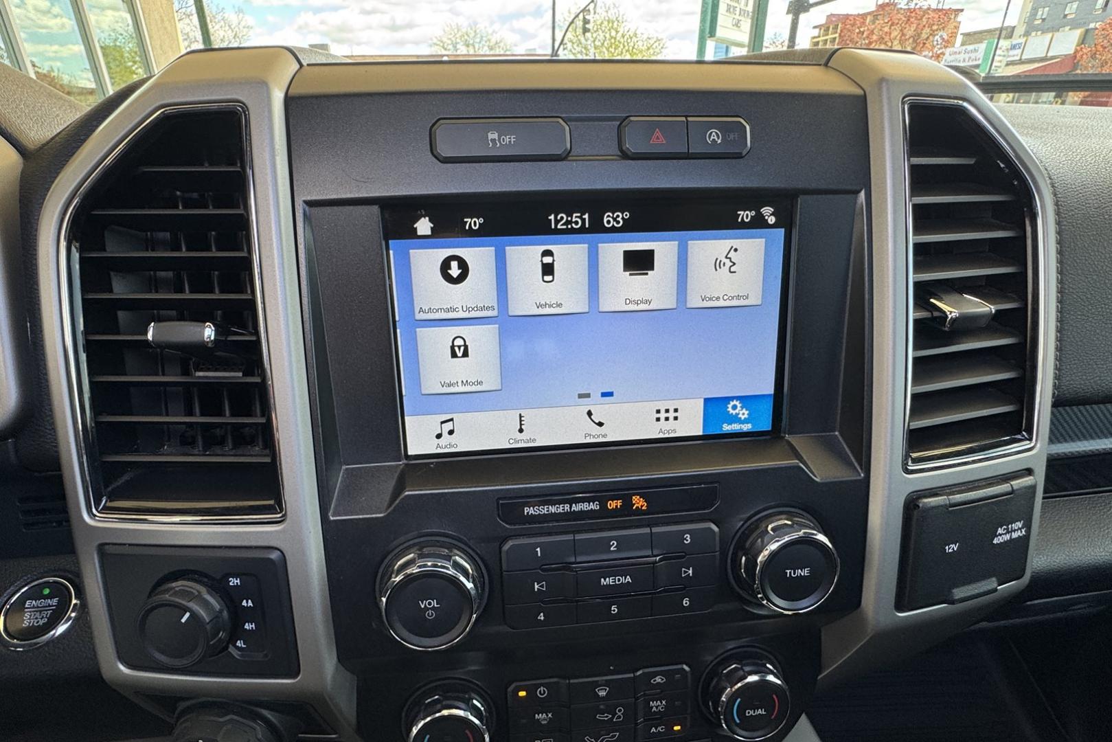 2019 Black /Black Ford F-150 Lariat (1FTEW1E57KK) with an V8 5.0 Liter engine, Automatic 10 Speed transmission, located at 2304 W. Main St., Boise, ID, 83702, (208) 342-7777, 43.622105, -116.218658 - Nicely Optioned And Ready To Go! - Photo#18