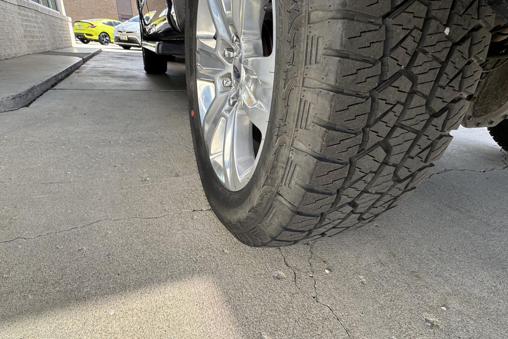 2019 Black /Black Ford F-150 Lariat (1FTEW1E57KK) with an V8 5.0 Liter engine, Automatic 10 Speed transmission, located at 2304 W. Main St., Boise, ID, 83702, (208) 342-7777, 43.622105, -116.218658 - Nicely Optioned And Ready To Go! - Photo#25