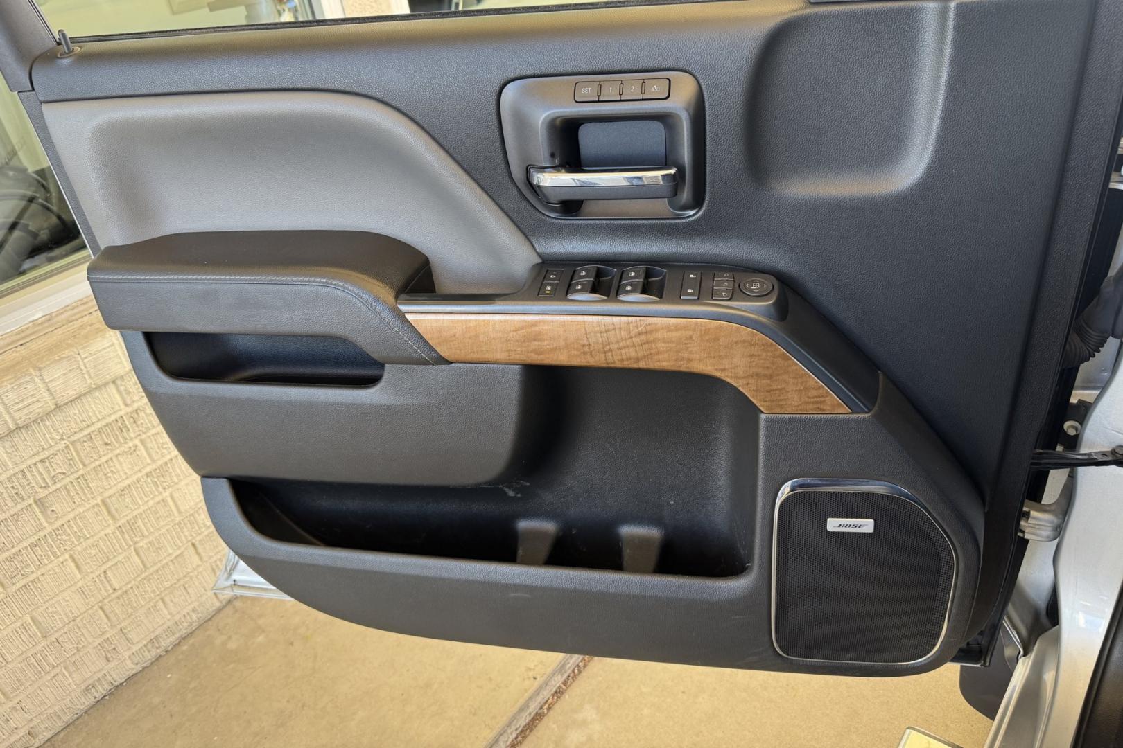 2016 Silver /Black Chevrolet Silverado 2500HD LTZ (1GC1KWE80GF) with an V8 6.6 Liter Duramax Turbo Diesel engine, Allison Automatic 6 Speed transmission, located at 2304 W. Main St., Boise, ID, 83702, (208) 342-7777, 43.622105, -116.218658 - One Owner Idaho Duramax! - Photo#7