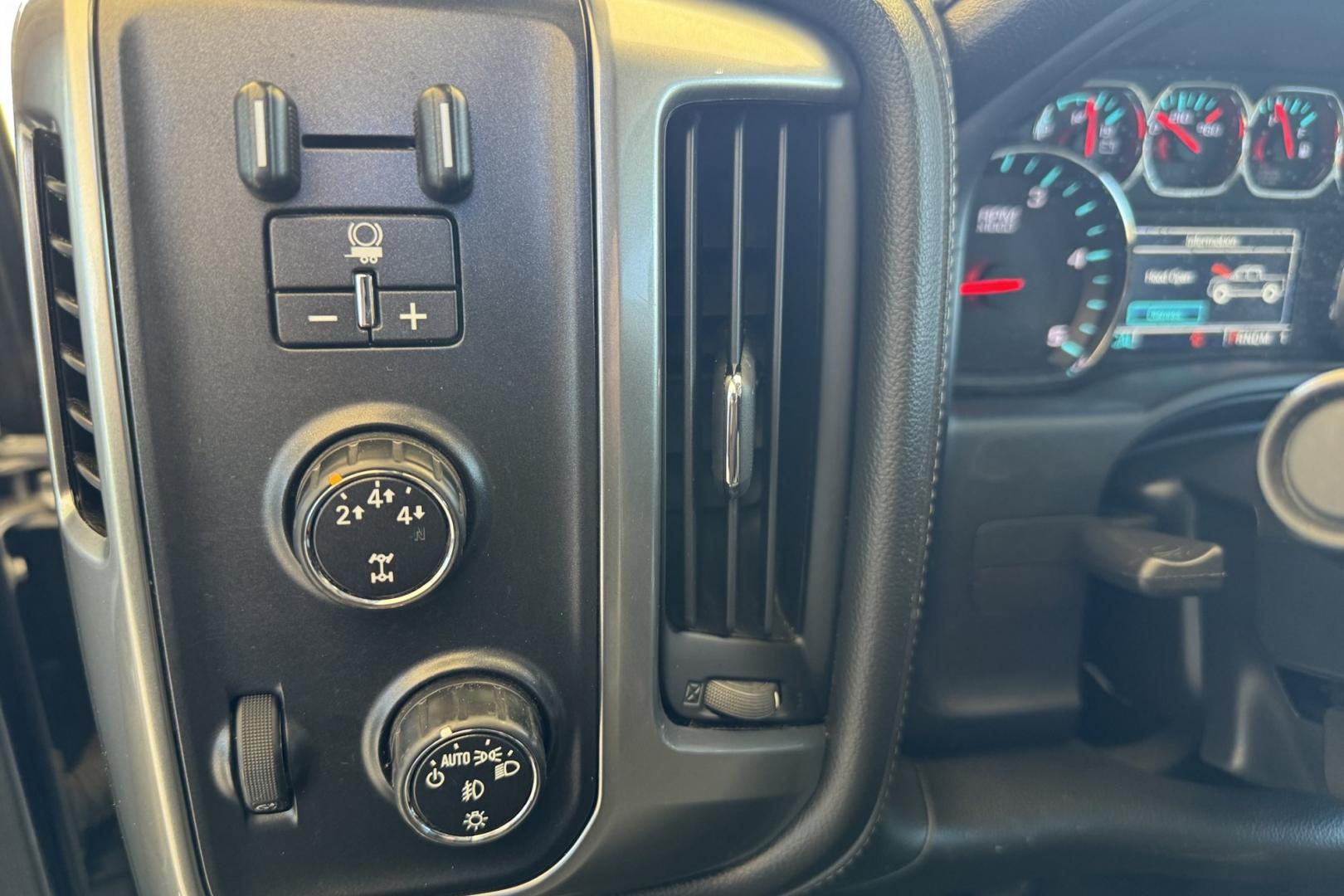 2016 Silver /Black Chevrolet Silverado 2500HD LTZ (1GC1KWE80GF) with an V8 6.6 Liter Duramax Turbo Diesel engine, Allison Automatic 6 Speed transmission, located at 2304 W. Main St., Boise, ID, 83702, (208) 342-7777, 43.622105, -116.218658 - One Owner Idaho Duramax! - Photo#9