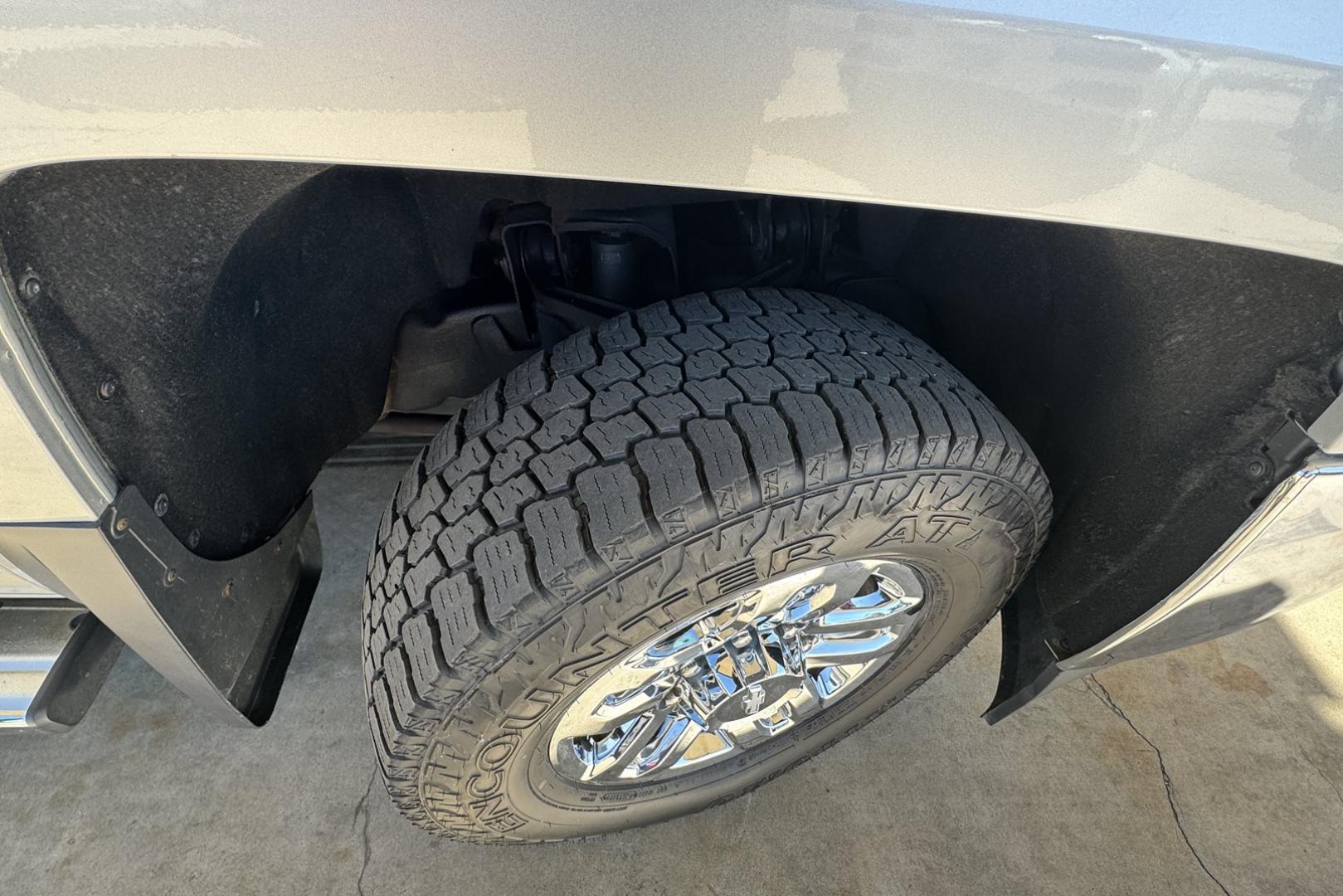 2016 Silver /Black Chevrolet Silverado 2500HD LTZ (1GC1KWE80GF) with an V8 6.6 Liter Duramax Turbo Diesel engine, Allison Automatic 6 Speed transmission, located at 2304 W. Main St., Boise, ID, 83702, (208) 342-7777, 43.622105, -116.218658 - One Owner Idaho Duramax! - Photo#15
