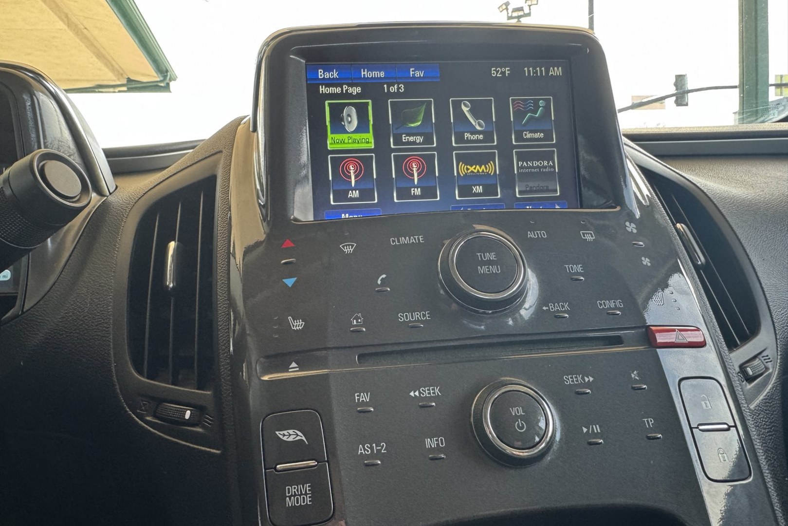 2013 Gray /Black Chevrolet Volt Premium (1G1RF6E48DU) with an 4 Cyl 1.4 Liter Hybrid engine, Automatic transmission, located at 2304 W. Main St., Boise, ID, 83702, (208) 342-7777, 43.622105, -116.218658 - Great Commuter Cars! Backup Camera, Heated Seats And More! - Photo#5