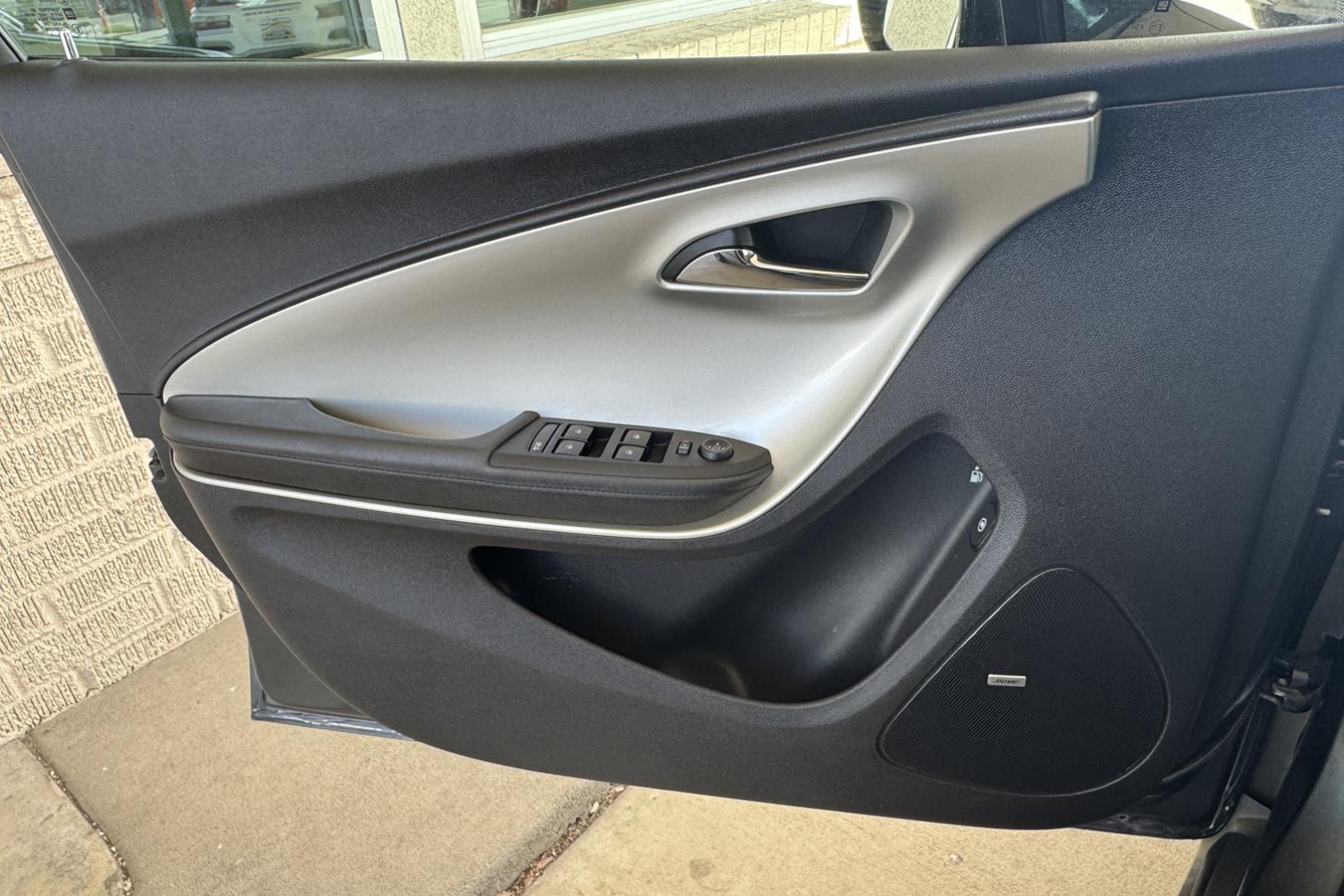 2013 Gray /Black Chevrolet Volt Premium (1G1RF6E48DU) with an 4 Cyl 1.4 Liter Hybrid engine, Automatic transmission, located at 2304 W. Main St., Boise, ID, 83702, (208) 342-7777, 43.622105, -116.218658 - Great Commuter Cars! Backup Camera, Heated Seats And More! - Photo#8