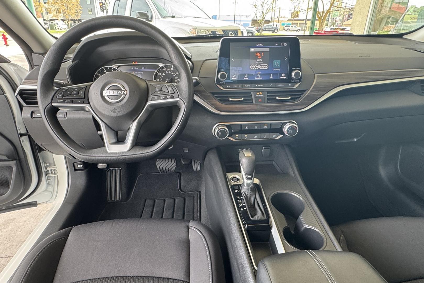 2025 White /Black Nissan Altima SV (1N4BL4DVXSN) with an 4 Cyl 2.5 Liter engine, Automatic transmission, located at 2304 W. Main St., Boise, ID, 83702, (208) 342-7777, 43.622105, -116.218658 - Remaining Factory Warranty! Loaded With Safety Features Too! - Photo#12