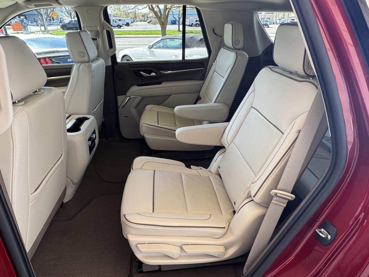 2022 Cayenne Red /Teak/Light Shale GMC Yukon Denali (1GKS2DKL4NR) with an V8 6.2 Liter engine, Automatic 10 Speed transmission, located at 2304 W. Main St., Boise, ID, 83702, (208) 342-7777, 43.622105, -116.218658 - Stunning 1 Owner, Idaho Owned Denali! - Photo#21