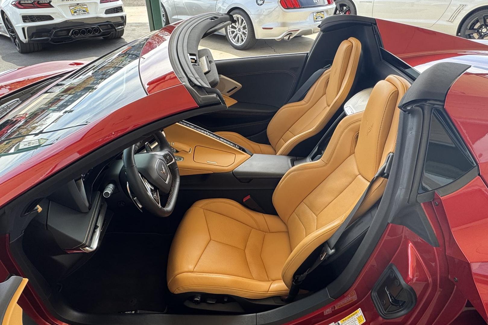 2021 Red Mist Metallic /Natural Dipped Chevrolet Corvette Stingray 2LT (1G1YB3D49M5) with an V8 6.2 Liter engine, Automatic 8 Speed transmission, located at 2304 W. Main St., Boise, ID, 83702, (208) 342-7777, 43.622105, -116.218658 - Stunning Red Mist Metallic Stingray Convertible! - Photo#14