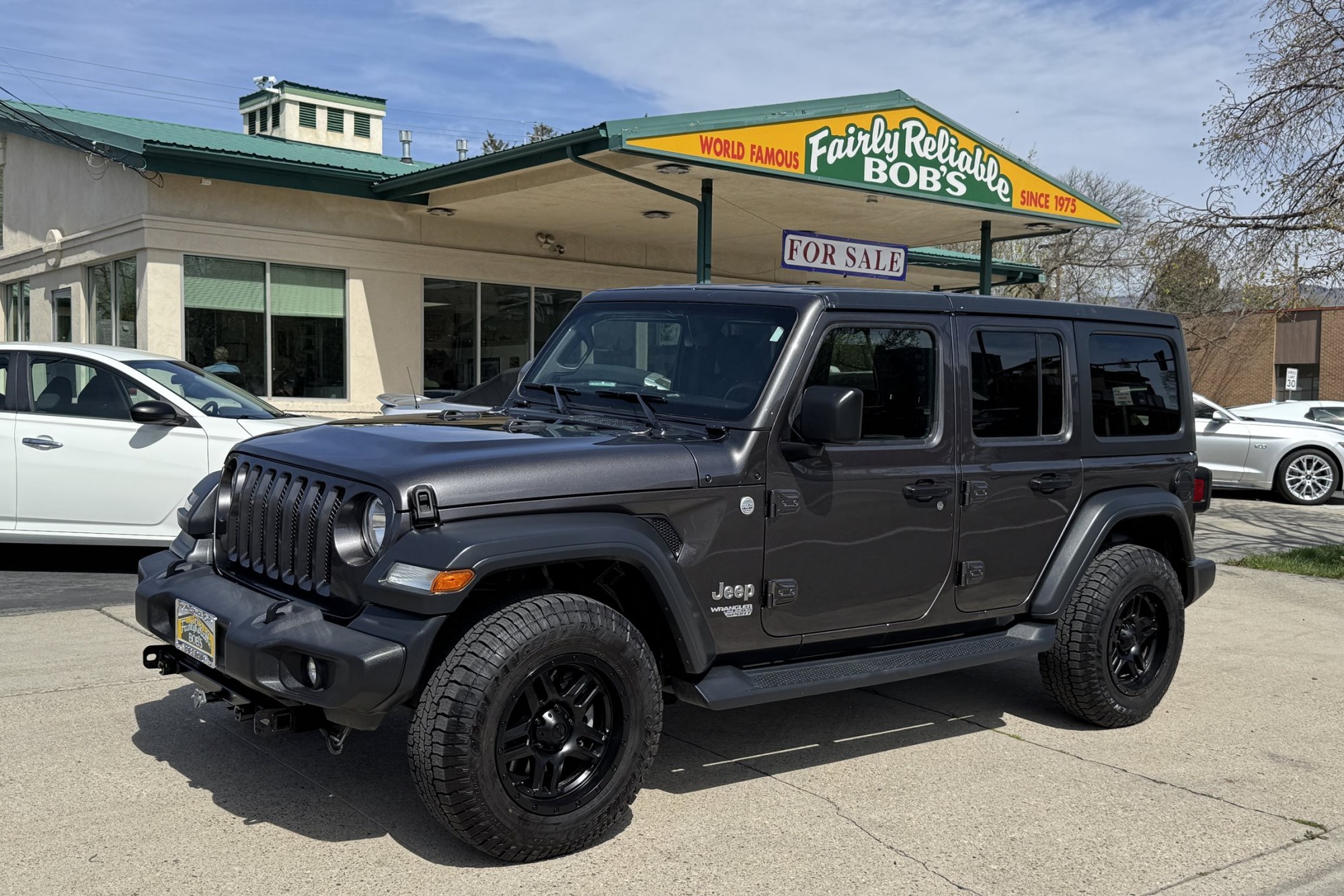 photo of 2018 Jeep Wrangler Unlimited Sport 4x4 Dinghy Tow Ready!