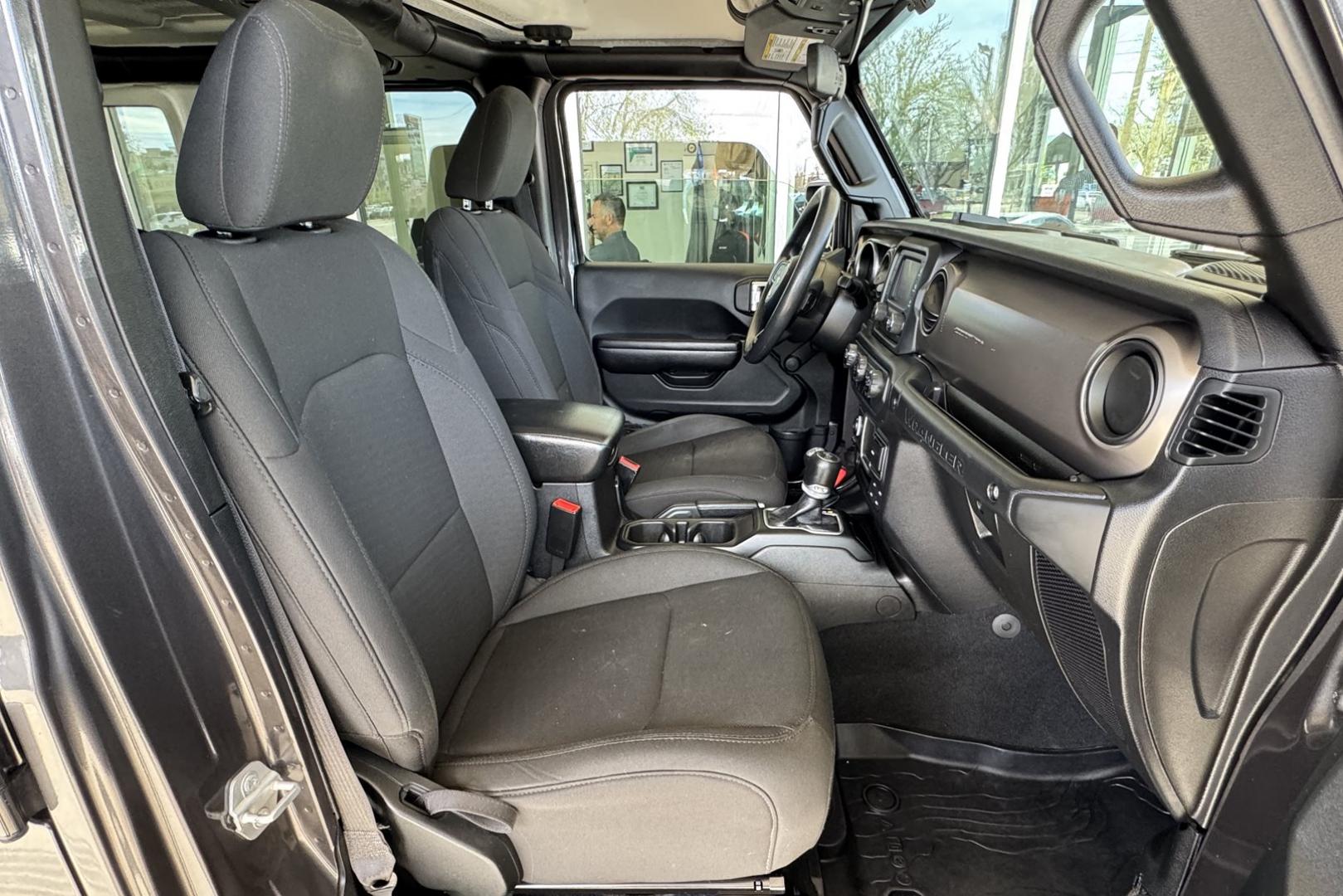 2018 Gray /Black Jeep Wrangler Unlimited Sport (1C4HJXDG1JW) with an V6 3.6 Liter engine, Automatic 8 Speed transmission, located at 2304 W. Main St., Boise, ID, 83702, (208) 342-7777, 43.622105, -116.218658 - Dinghy Tow Ready! - Photo#14