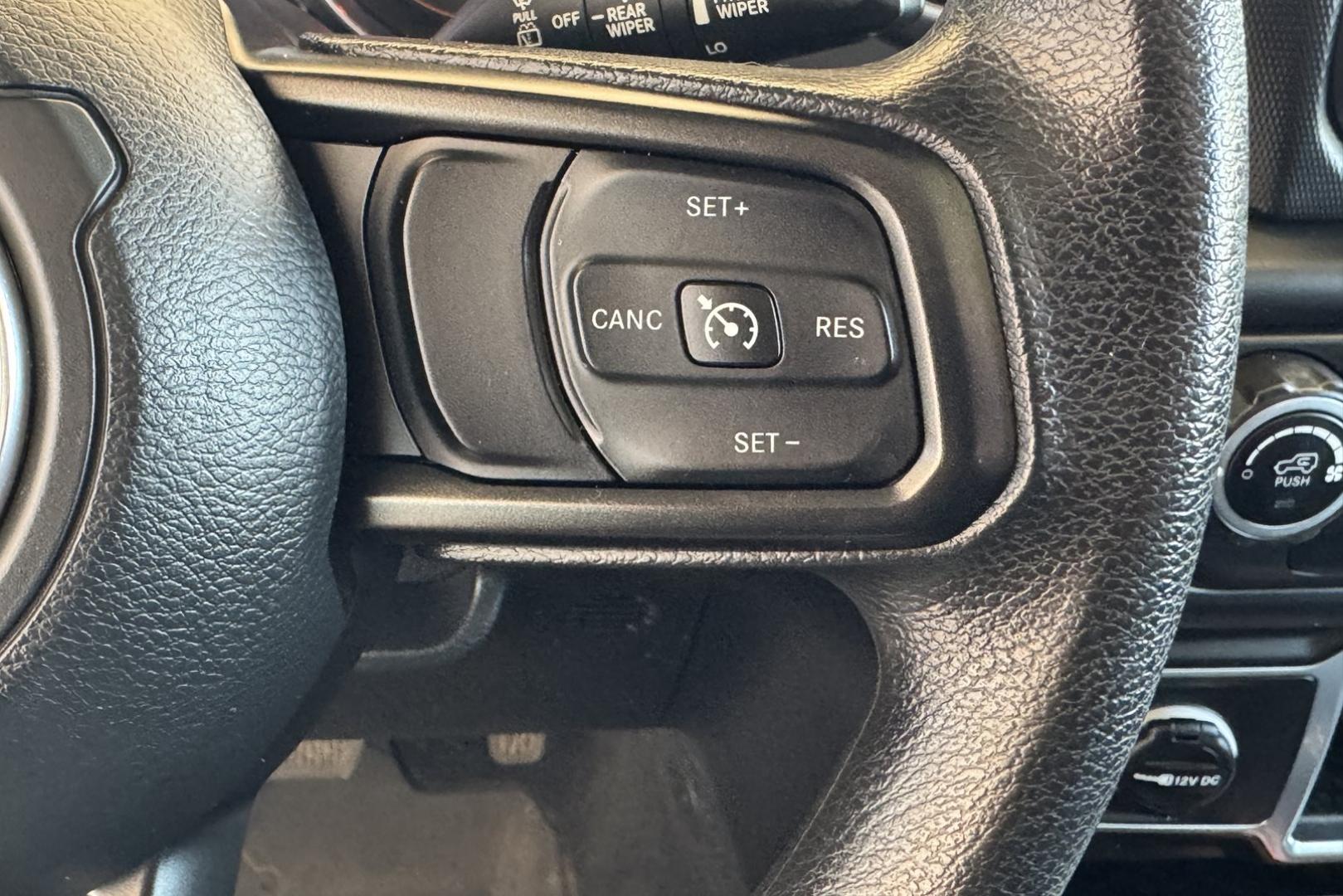 2018 Gray /Black Jeep Wrangler Unlimited Sport (1C4HJXDG1JW) with an V6 3.6 Liter engine, Automatic 8 Speed transmission, located at 2304 W. Main St., Boise, ID, 83702, (208) 342-7777, 43.622105, -116.218658 - Removable Hard Top! - Photo#7