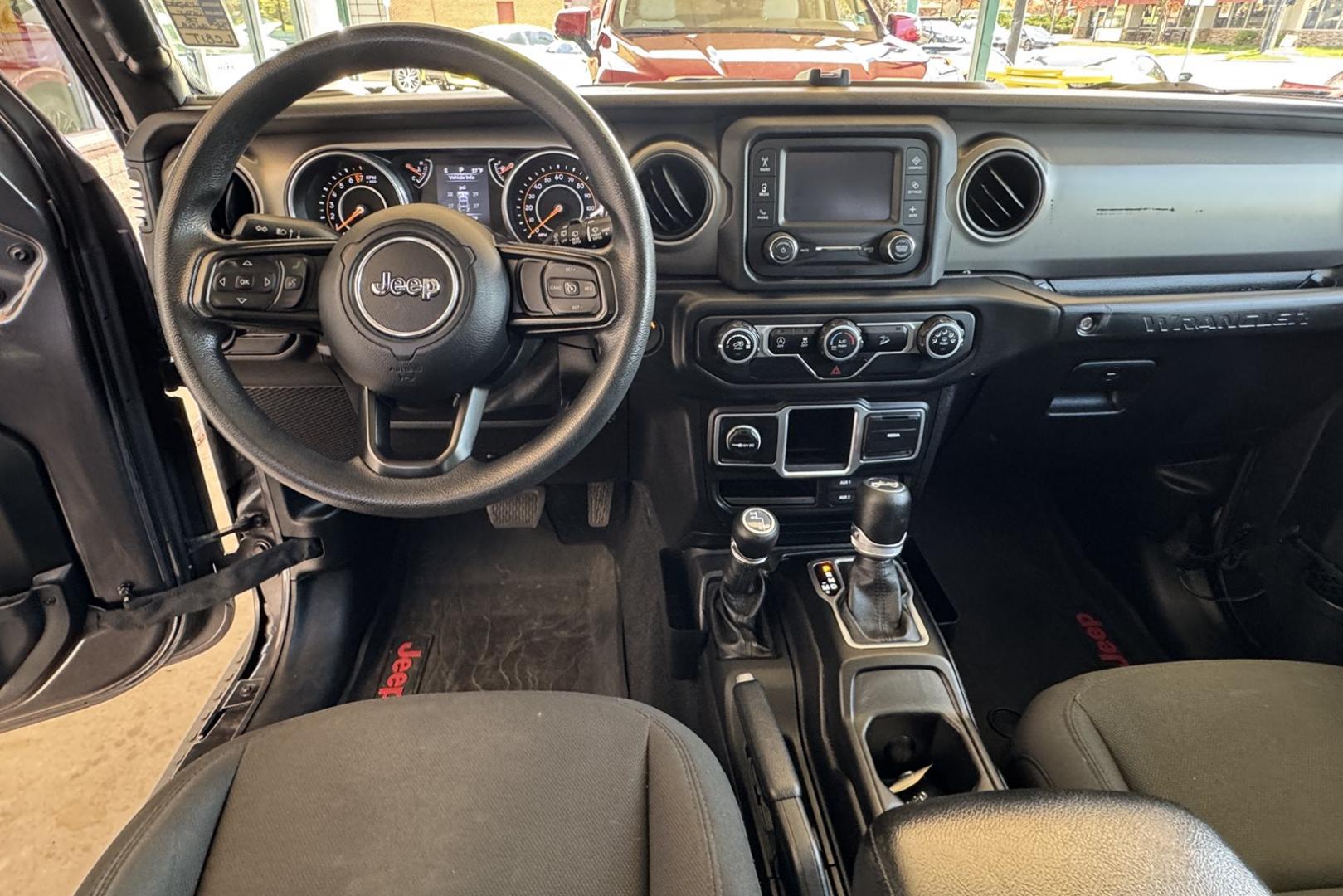 2018 Gray /Black Jeep Wrangler Unlimited Sport (1C4HJXDG1JW) with an V6 3.6 Liter engine, Automatic 8 Speed transmission, located at 2304 W. Main St., Boise, ID, 83702, (208) 342-7777, 43.622105, -116.218658 - Removable Hard Top! - Photo#10