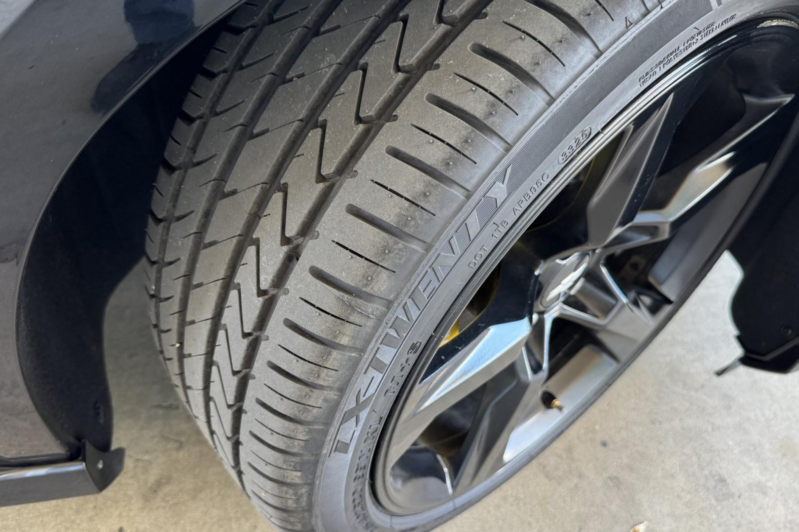 2017 Mosaic Black /Adrenaline Red Chevrolet Camaro 2SS (1G1FH3D75H0) with an V8 6.2 Liter engine, Automatic 8 Speed transmission, located at 2304 W. Main St., Boise, ID, 83702, (208) 342-7777, 43.622105, -116.218658 - Ready To Play! - Photo#14