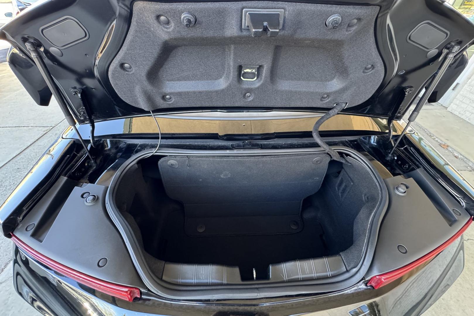 2017 Mosaic Black /Adrenaline Red Chevrolet Camaro 2SS (1G1FH3D75H0) with an V8 6.2 Liter engine, Automatic 8 Speed transmission, located at 2304 W. Main St., Boise, ID, 83702, (208) 342-7777, 43.622105, -116.218658 - Ready To Play! - Photo#18