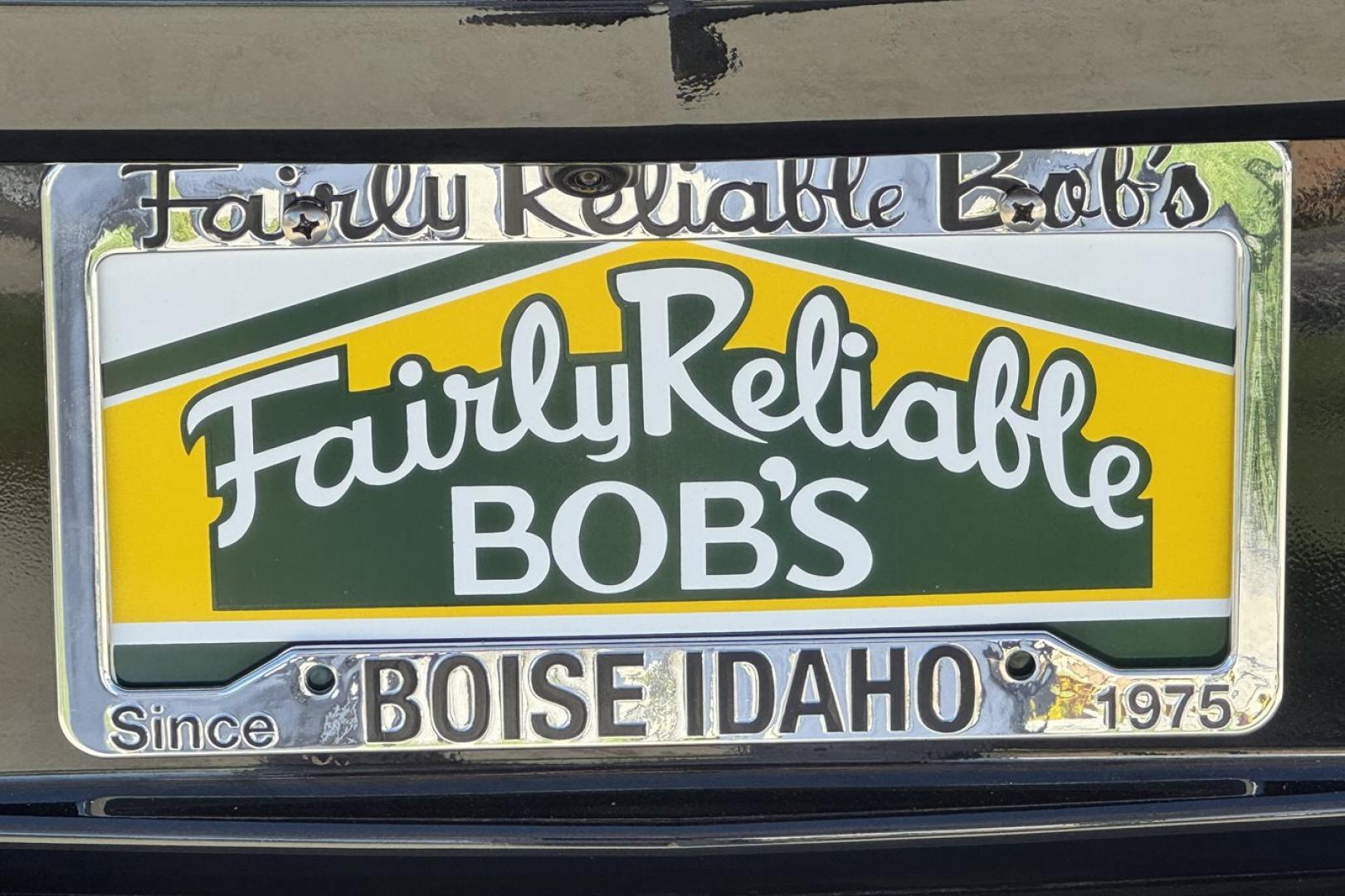 2017 Mosaic Black /Adrenaline Red Chevrolet Camaro 2SS (1G1FH3D75H0) with an V8 6.2 Liter engine, Automatic 8 Speed transmission, located at 2304 W. Main St., Boise, ID, 83702, (208) 342-7777, 43.622105, -116.218658 - Ready To Play! - Photo#24