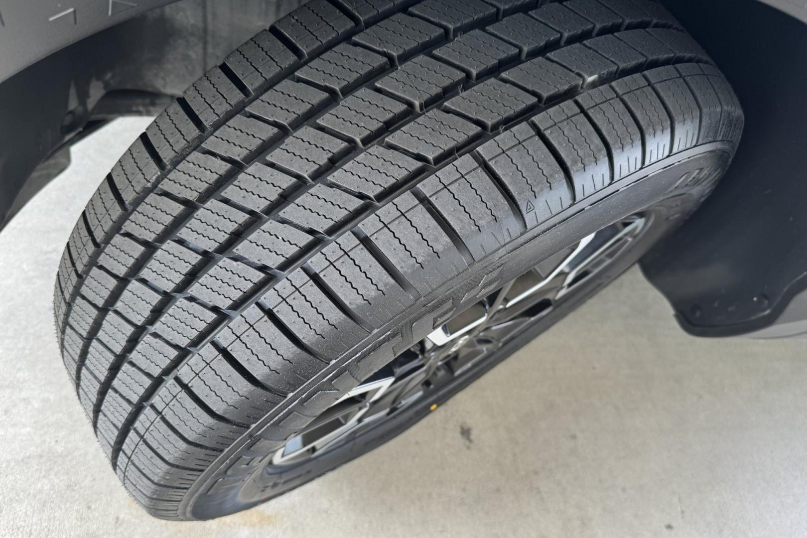 2022 Hampton Gray Metallic /Black Hyundai Santa Cruz SEL (5NTJBDAE9NH) with an 4 Cyl 2.5 Liter engine, Automatic 8 Speed transmission, located at 2304 W. Main St., Boise, ID, 83702, (208) 342-7777, 43.622105, -116.218658 - Truck, Passenger Vehicle And Fuel Economy All In One! - Photo#14