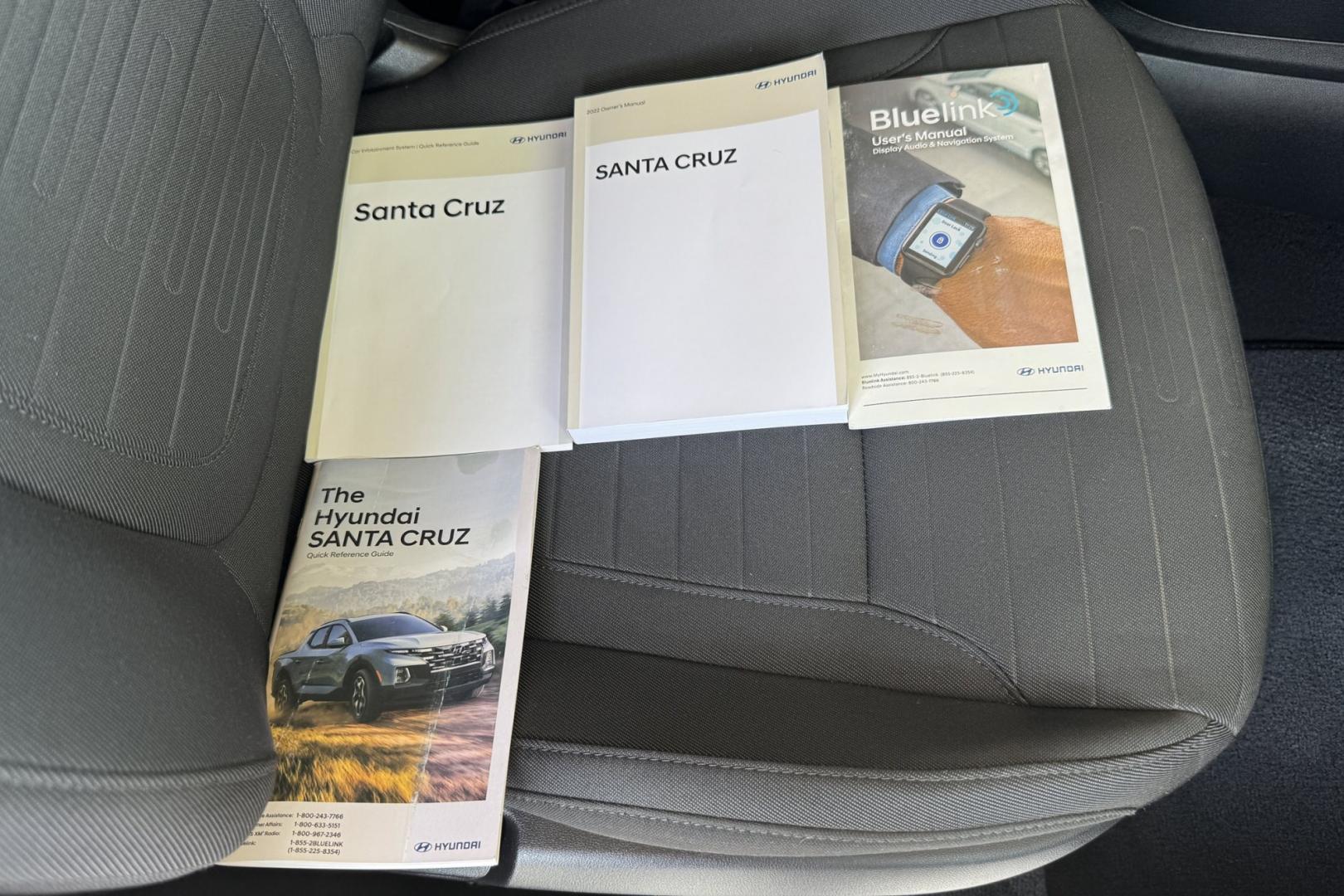 2022 Hampton Gray Metallic /Black Hyundai Santa Cruz SEL (5NTJBDAE9NH) with an 4 Cyl 2.5 Liter engine, Automatic 8 Speed transmission, located at 2304 W. Main St., Boise, ID, 83702, (208) 342-7777, 43.622105, -116.218658 - Truck, Passenger Vehicle And Fuel Economy All In One! - Photo#17