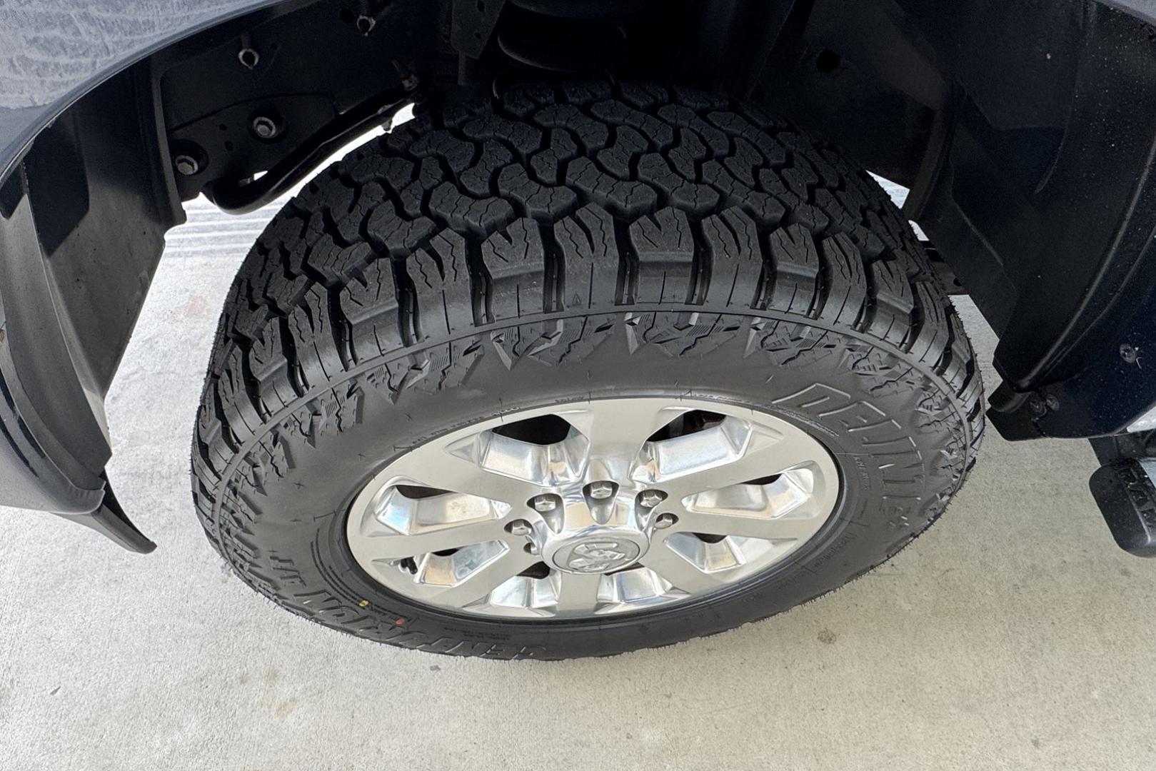 2021 Patriot Blue Pearl Coat /Black RAM 2500 Laramie (3C6UR5FLXMG) with an 6 Cyl 6.7 Liter Cummins Turbo Diesel engine, Automatic 6 Speed transmission, located at 2304 W. Main St., Boise, ID, 83702, (208) 342-7777, 43.622105, -116.218658 - Low Mileage And Well Cared For One Owner Idaho Truck! - Photo#14