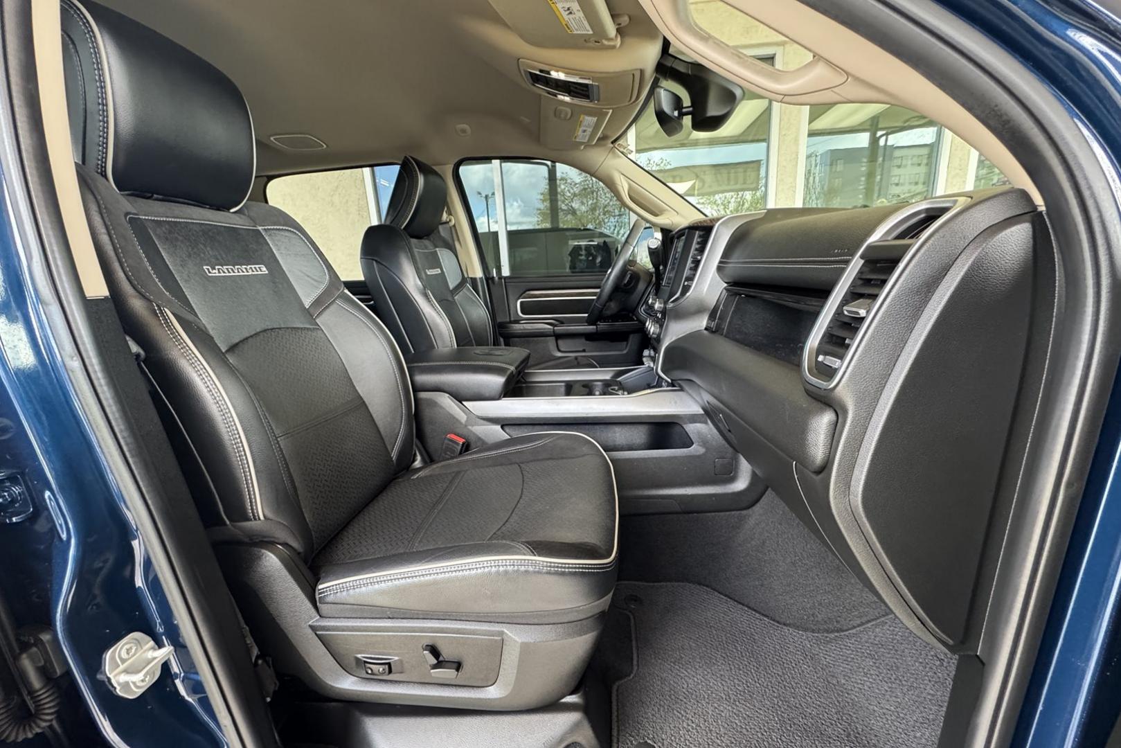 2021 Patriot Blue Pearl Coat /Black RAM 2500 Laramie (3C6UR5FLXMG) with an 6 Cyl 6.7 Liter Cummins Turbo Diesel engine, Automatic 6 Speed transmission, located at 2304 W. Main St., Boise, ID, 83702, (208) 342-7777, 43.622105, -116.218658 - Low Mileage And Well Cared For One Owner Idaho Truck! - Photo#16