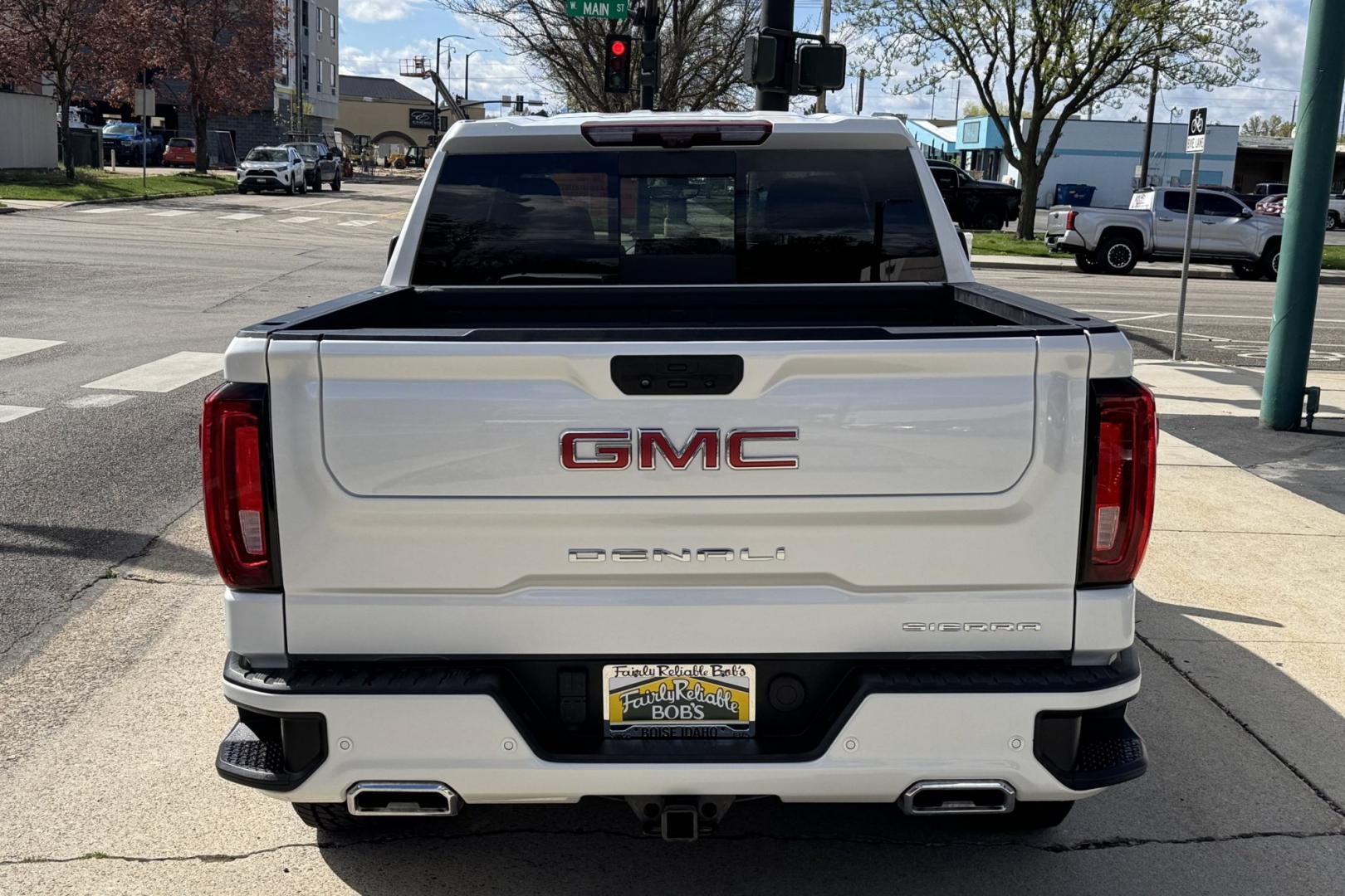2022 White /Tobacco GMC Sierra Denali (1GTU9FET4NZ) with an 6 Cyl 3.0 Liter Duramax Turbo Diesel engine, Automatic 10 Speed transmission, located at 2304 W. Main St., Boise, ID, 83702, (208) 342-7777, 43.622105, -116.218658 - Duramax Powered Denali! New Tires And Ready To Go! - Photo#2