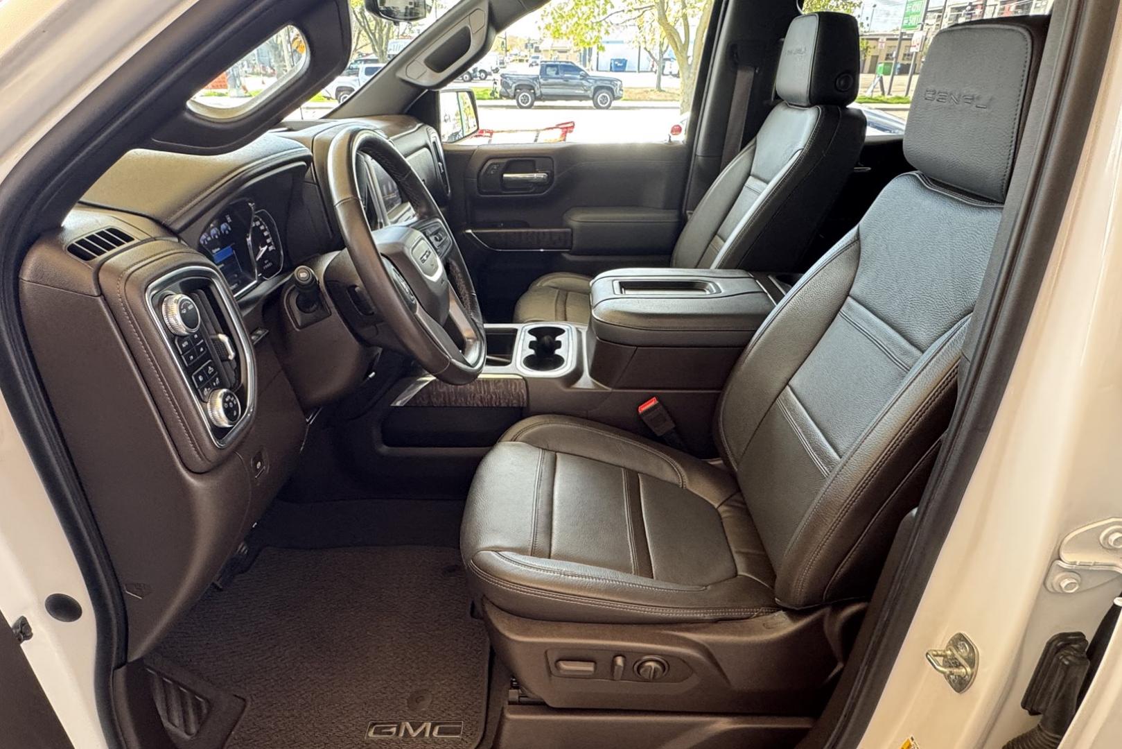 2022 White /Tobacco GMC Sierra Denali (1GTU9FET4NZ) with an 6 Cyl 3.0 Liter Duramax Turbo Diesel engine, Automatic 10 Speed transmission, located at 2304 W. Main St., Boise, ID, 83702, (208) 342-7777, 43.622105, -116.218658 - Duramax Powered Denali! New Tires And Ready To Go! - Photo#19