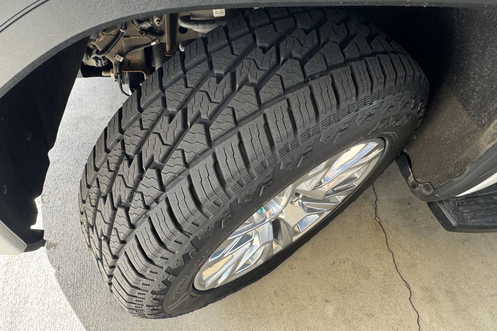 2022 White /Tobacco GMC Sierra Denali (1GTU9FET4NZ) with an 6 Cyl 3.0 Liter Duramax Turbo Diesel engine, Automatic 10 Speed transmission, located at 2304 W. Main St., Boise, ID, 83702, (208) 342-7777, 43.622105, -116.218658 - Duramax Powered Denali! New Tires And Ready To Go! - Photo#29