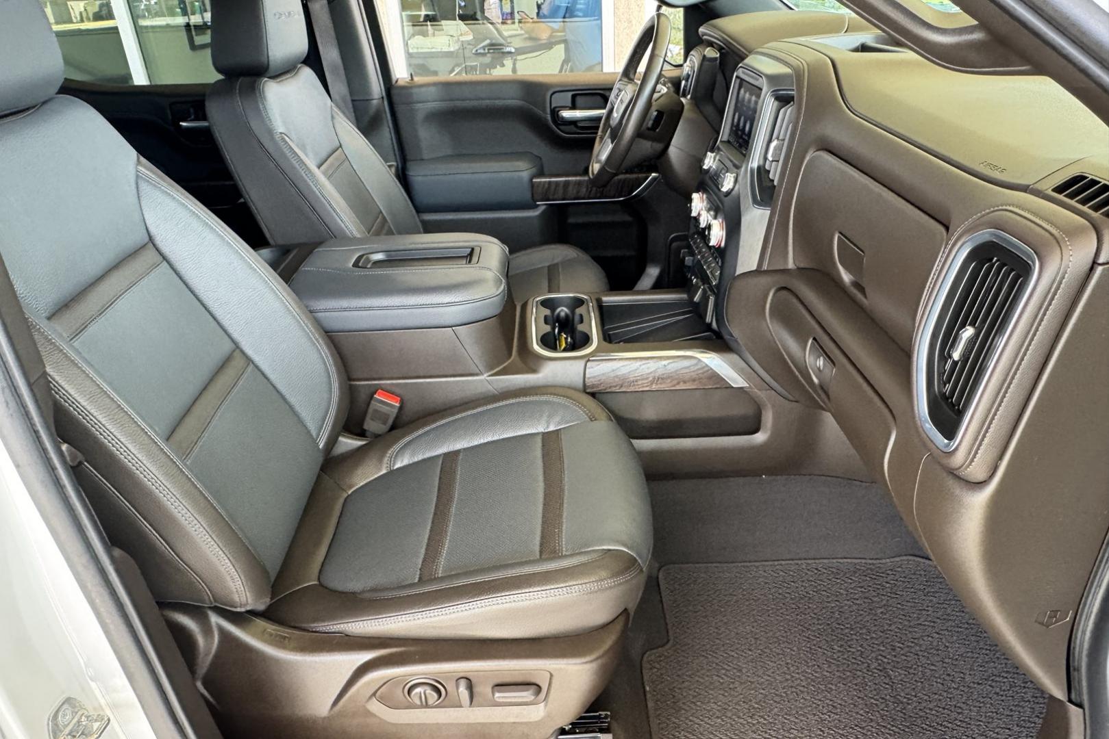 2022 White /Tobacco GMC Sierra Denali (1GTU9FET4NZ) with an 6 Cyl 3.0 Liter Duramax Turbo Diesel engine, Automatic 10 Speed transmission, located at 2304 W. Main St., Boise, ID, 83702, (208) 342-7777, 43.622105, -116.218658 - Duramax Powered Denali! New Tires And Ready To Go! - Photo#31