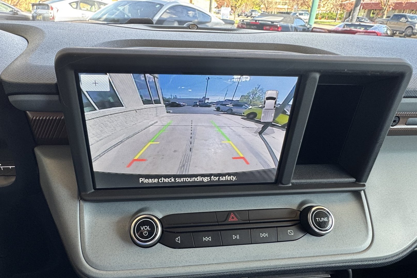 2024 Hot Pepper Red Metallic /Desert Brown Ford Maverick Lariat (3FTTW8S95RR) with an 4 Cyl 2.0 Liter Turbo engine, Automatic 8 Speed transmission, located at 2304 W. Main St., Boise, ID, 83702, (208) 342-7777, 43.622105, -116.218658 - New Tires! A Lot Of Safety Options And Great Fuel Economy! - Photo#5