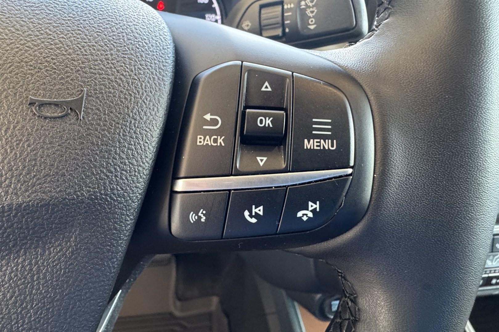 2024 Hot Pepper Red Metallic /Desert Brown Ford Maverick Lariat (3FTTW8S95RR) with an 4 Cyl 2.0 Liter Turbo engine, Automatic 8 Speed transmission, located at 2304 W. Main St., Boise, ID, 83702, (208) 342-7777, 43.622105, -116.218658 - New Tires! A Lot Of Safety Options And Great Fuel Economy! - Photo#12