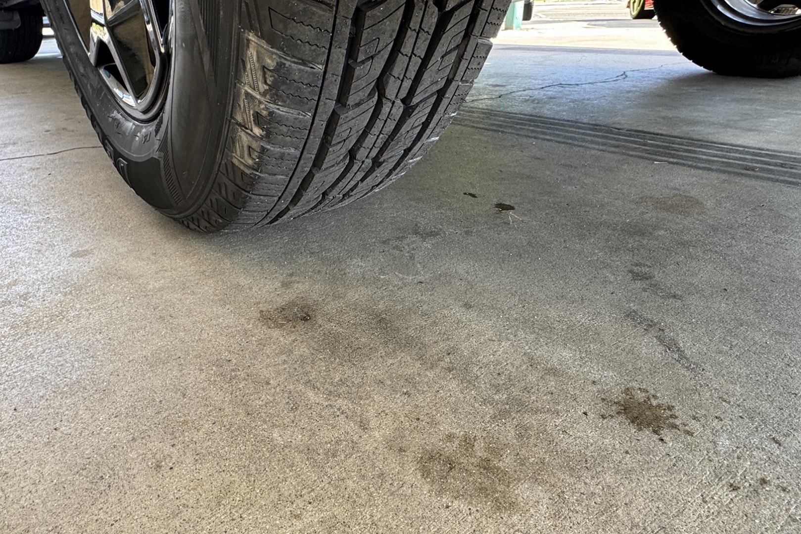 2024 Hot Pepper Red Metallic /Desert Brown Ford Maverick Lariat (3FTTW8S95RR) with an 4 Cyl 2.0 Liter Turbo engine, Automatic 8 Speed transmission, located at 2304 W. Main St., Boise, ID, 83702, (208) 342-7777, 43.622105, -116.218658 - New Tires! A Lot Of Safety Options And Great Fuel Economy! - Photo#24