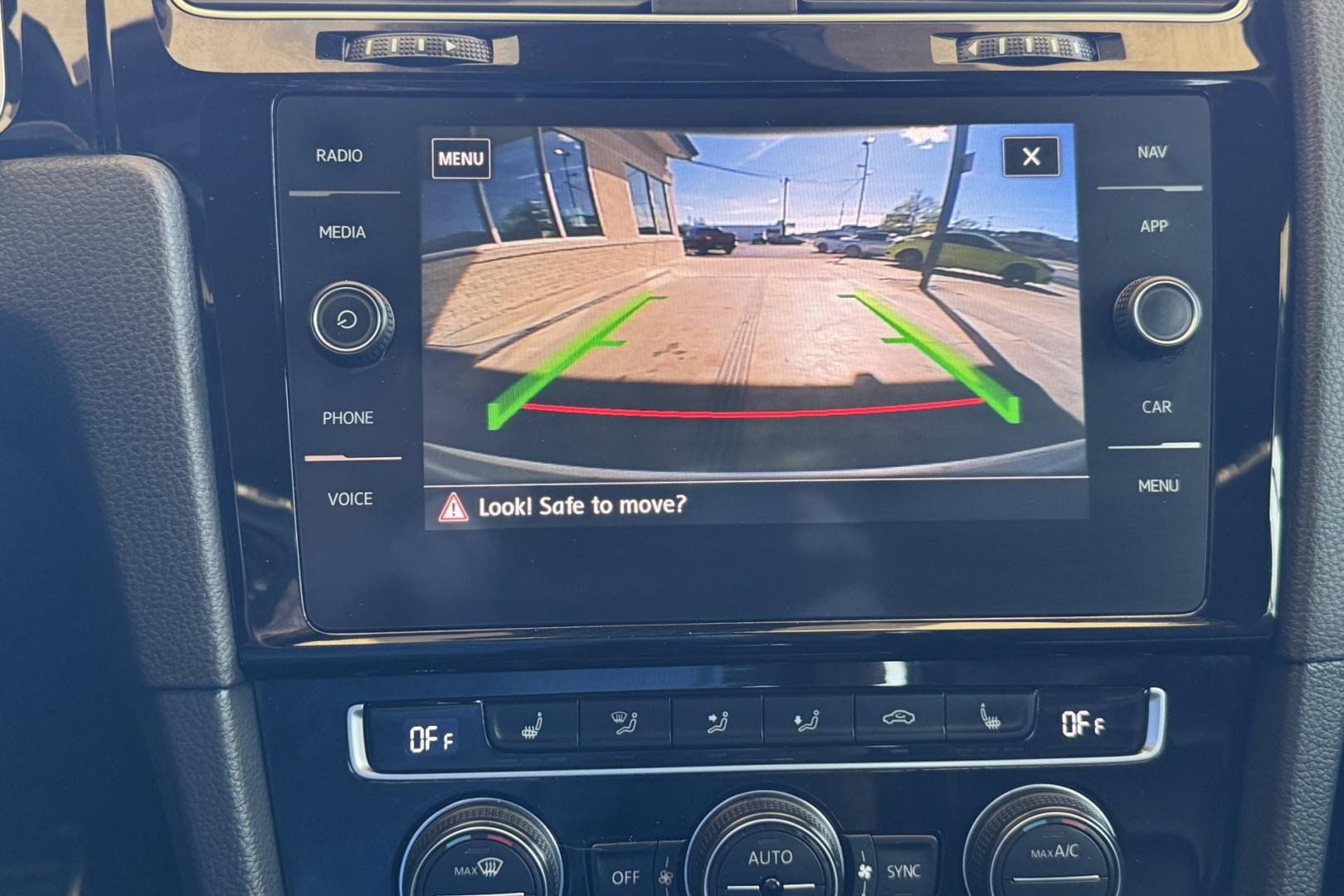 2019 White /Black Volkswagen Golf R 4MOTION (WVWVA7AU9KW) with an 4 Cyl 2.0 Liter Turbo engine, Automatick 7 Speed DSG transmission, located at 2304 W. Main St., Boise, ID, 83702, (208) 342-7777, 43.622105, -116.218658 - Hard To Find! A Blast To Drive! - Photo#4