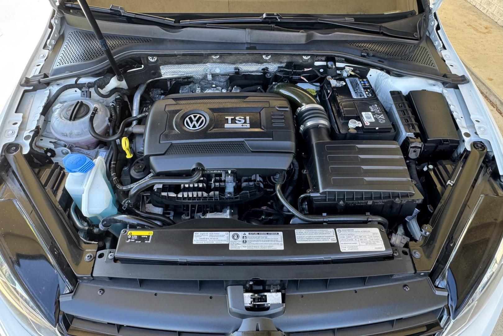 2019 White /Black Volkswagen Golf R 4MOTION (WVWVA7AU9KW) with an 4 Cyl 2.0 Liter Turbo engine, Automatick 7 Speed DSG transmission, located at 2304 W. Main St., Boise, ID, 83702, (208) 342-7777, 43.622105, -116.218658 - Hard To Find! A Blast To Drive! - Photo#19