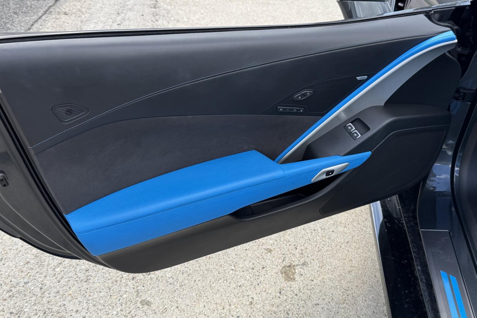 2017 Watkins Glen Gray Metallic /Tension Blue/Black Chevrolet Corvette Grand Sport 3LT (1G1Y12D71H5) with an V8 6.2 Liter engine, Automatic 8 Speed transmission, located at 2304 W. Main St., Boise, ID, 83702, (208) 342-7777, 43.622105, -116.218658 - The 2017 Chevrolet Corvette Grand Sport combines a lightweight architecture, a track-honed aerodynamics package, a naturally aspirated engine to deliver exceptional performance. The Grand Sport Collector Edition features an exclusive Watkins Glen Gray Metallic exterior with Tension Blue hash-mark gr - Photo#4