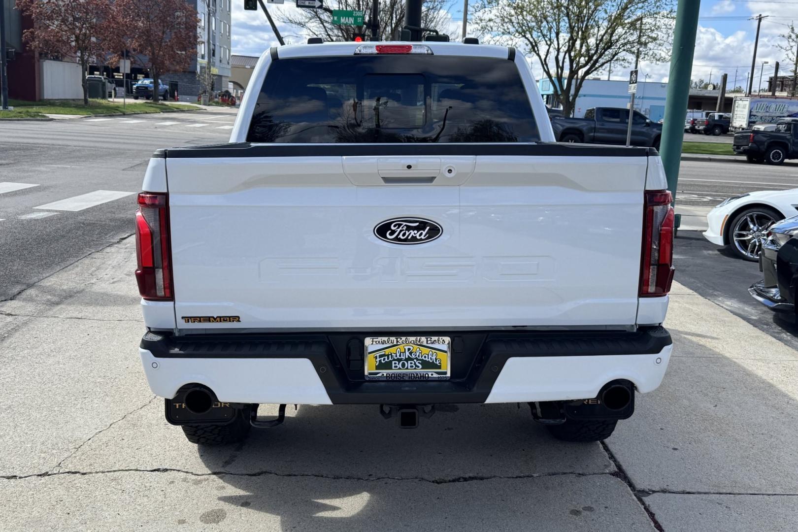 2024 Oxford White /Gray Ford F-150 Tremor (1FTFW4L80RF) with an V6 3.5 Liter Twin Turbo engine, Automatic 10 Speed transmission, located at 2304 W. Main St., Boise, ID, 83702, (208) 342-7777, 43.622105, -116.218658 - Photo#2