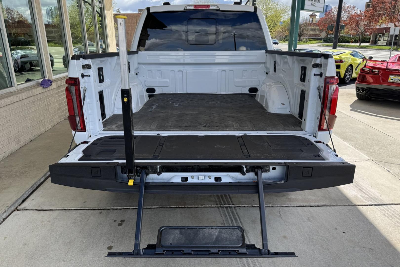 2024 Oxford White /Gray Ford F-150 Tremor (1FTFW4L80RF) with an V6 3.5 Liter Twin Turbo engine, Automatic 10 Speed transmission, located at 2304 W. Main St., Boise, ID, 83702, (208) 342-7777, 43.622105, -116.218658 - Photo#24