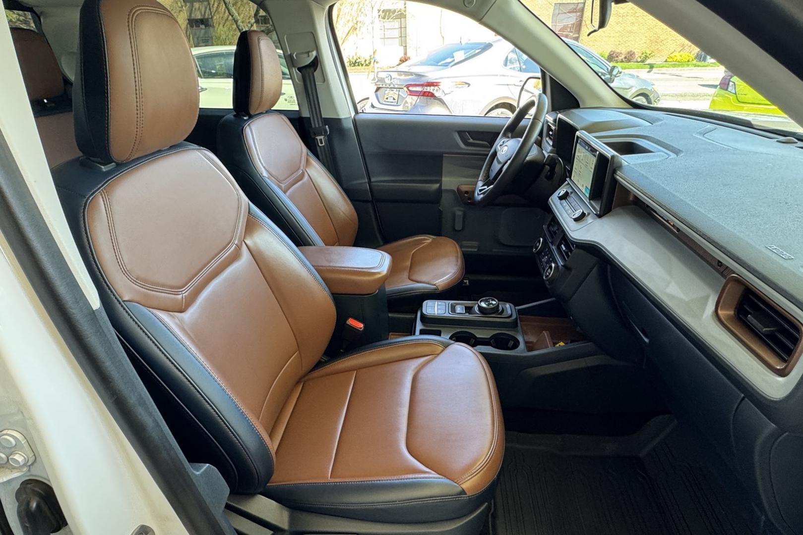 2022 Oxford White /Desert Brown Ford Maverick Lariat (3FTTW8F9XNR) with an 4 Cyl 2.0 Liter Turbo engine, Automatic 8 Speed transmission, located at 2304 W. Main St., Boise, ID, 83702, (208) 342-7777, 43.622105, -116.218658 - 4k Tow Package! Low Mileage And Drives Great! - Photo#21