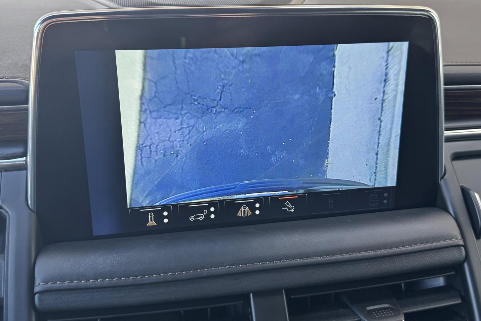 2023 Black /Jet Black Chevrolet Tahoe High Country (1GNSKTKL0PR) with an V8 6.2 Liter engine, Automatic 10 Speed transmission, located at 2304 W. Main St., Boise, ID, 83702, (208) 342-7777, 43.622105, -116.218658 - Highly Optioned Tahoe High Country! - Photo#10