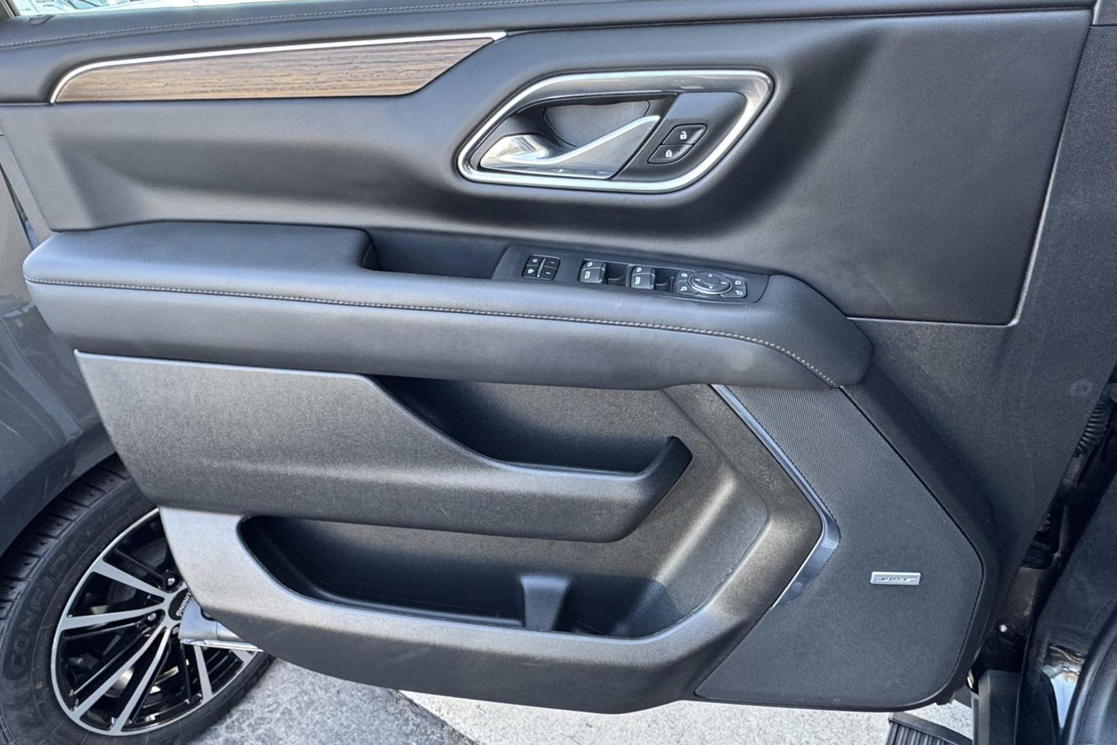 2023 Black /Jet Black Chevrolet Tahoe High Country (1GNSKTKL0PR) with an V8 6.2 Liter engine, Automatic 10 Speed transmission, located at 2304 W. Main St., Boise, ID, 83702, (208) 342-7777, 43.622105, -116.218658 - Highly Optioned Tahoe High Country! - Photo#14