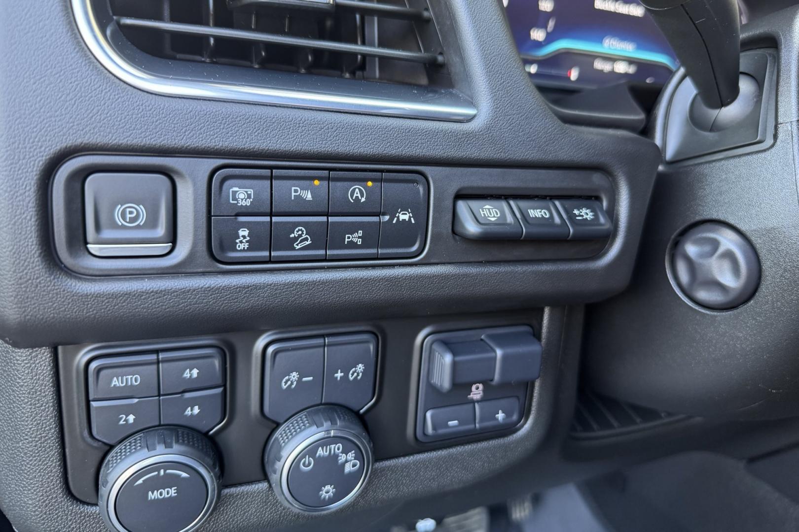 2023 Black /Jet Black Chevrolet Tahoe High Country (1GNSKTKL0PR) with an V8 6.2 Liter engine, Automatic 10 Speed transmission, located at 2304 W. Main St., Boise, ID, 83702, (208) 342-7777, 43.622105, -116.218658 - Highly Optioned Tahoe High Country! - Photo#15