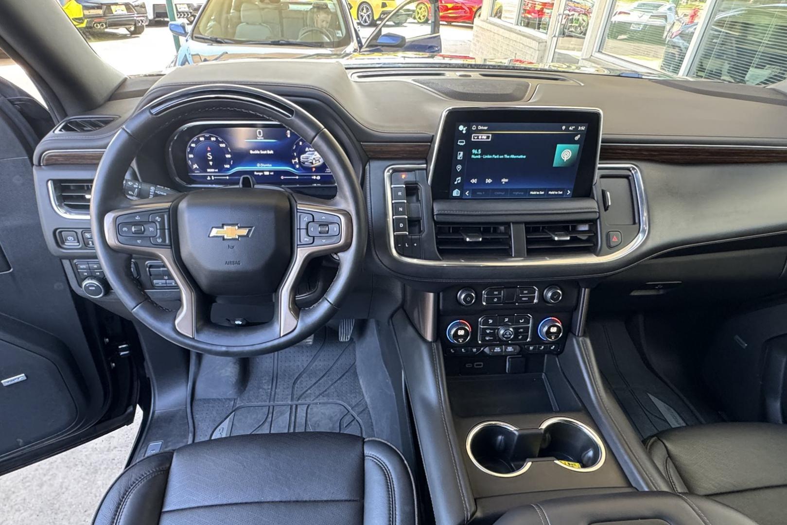 2023 Black /Jet Black Chevrolet Tahoe High Country (1GNSKTKL0PR) with an V8 6.2 Liter engine, Automatic 10 Speed transmission, located at 2304 W. Main St., Boise, ID, 83702, (208) 342-7777, 43.622105, -116.218658 - Highly Optioned Tahoe High Country! - Photo#24